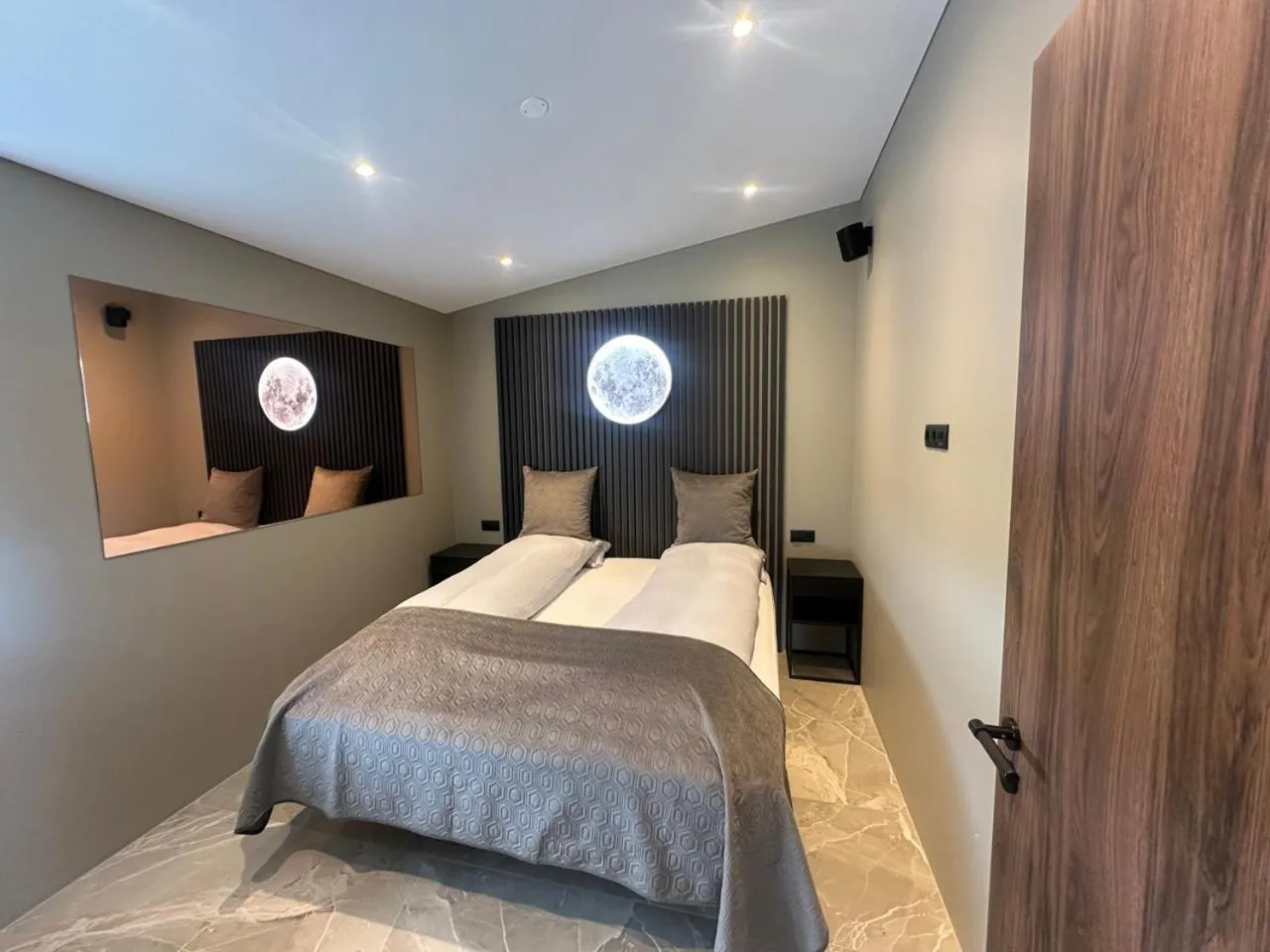 Bed in Bay View Apartments