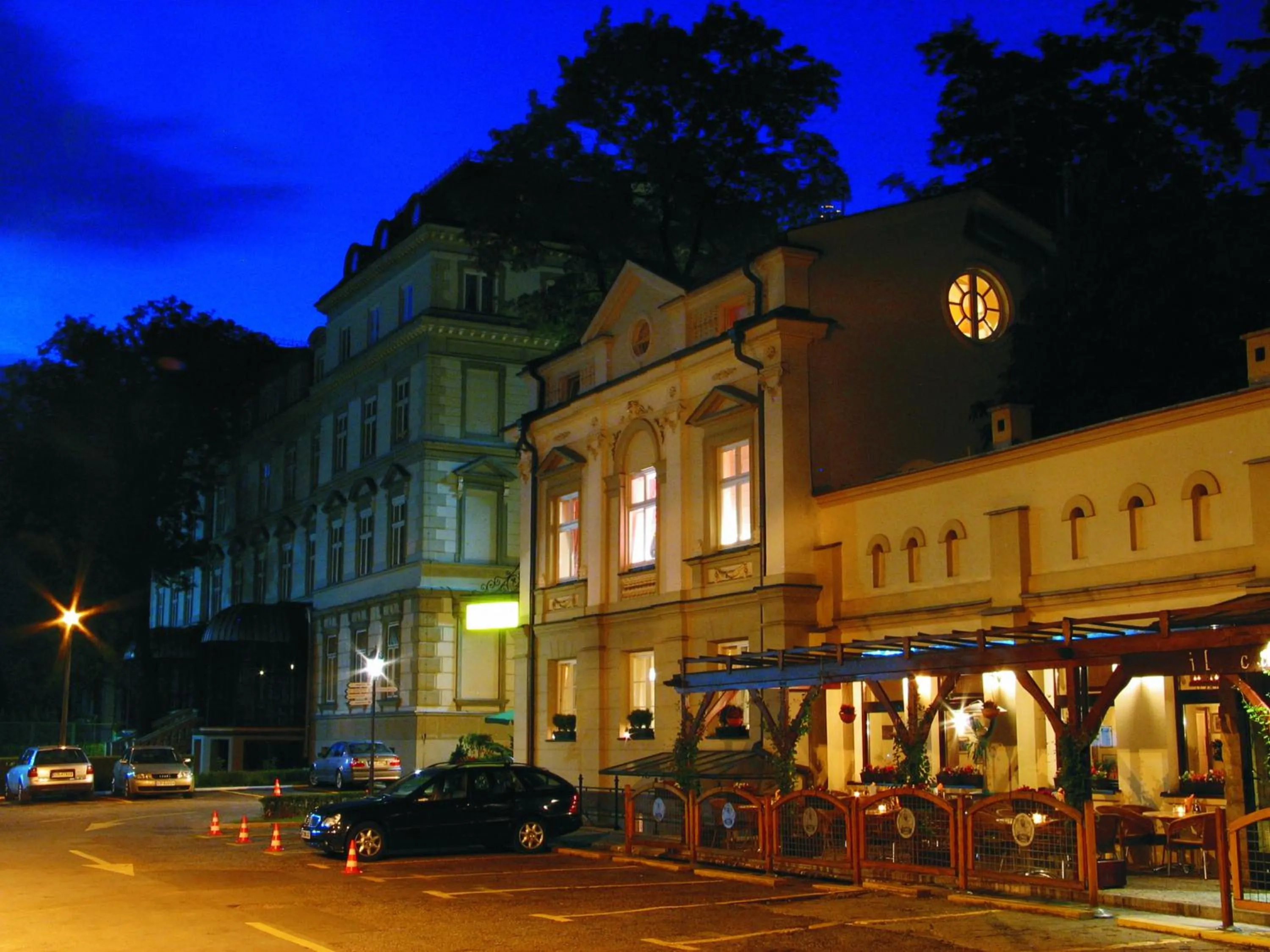 Property building in Dom Pugetów