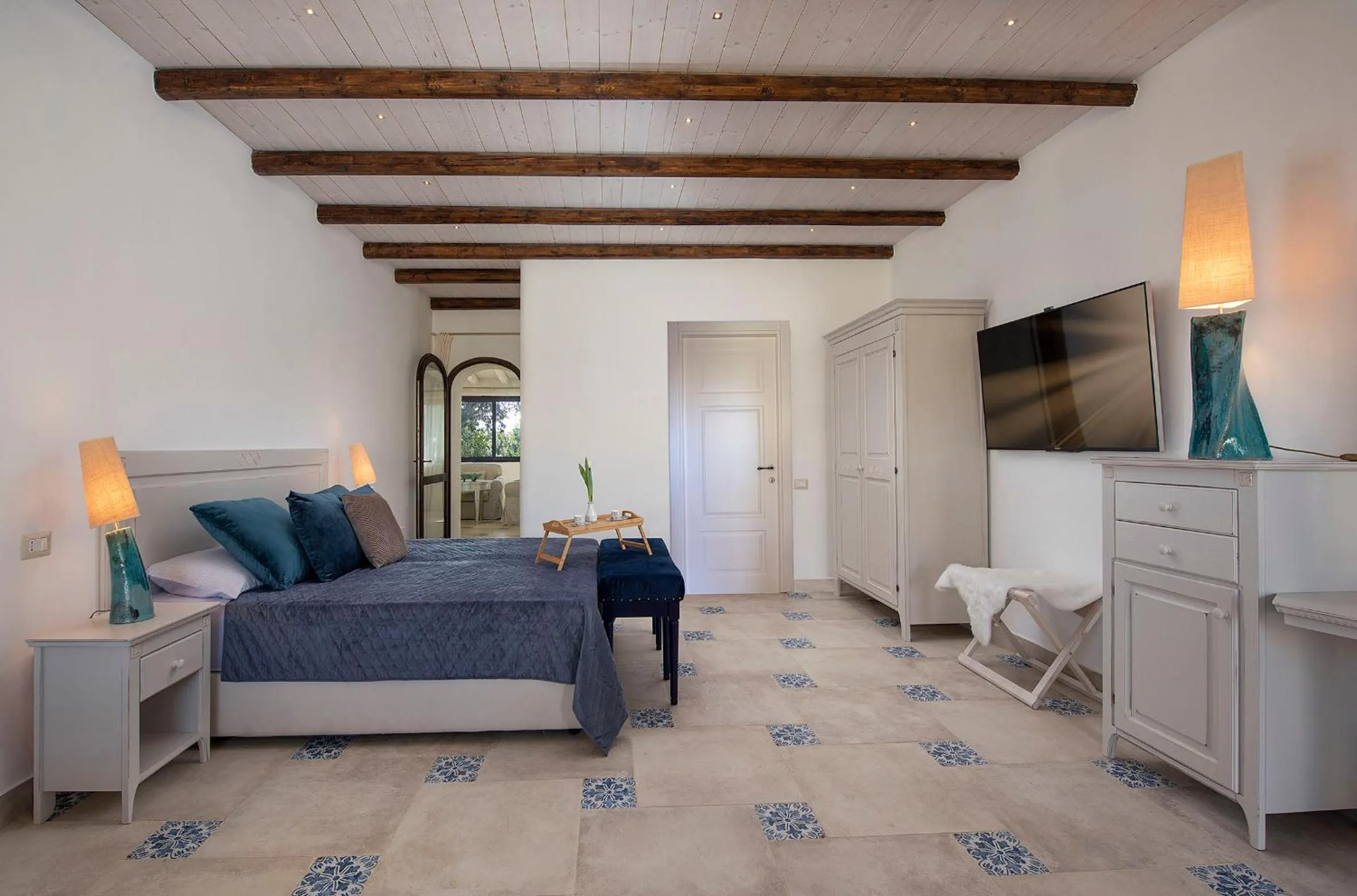 Bed in Villa Cavalieri Country Hotel