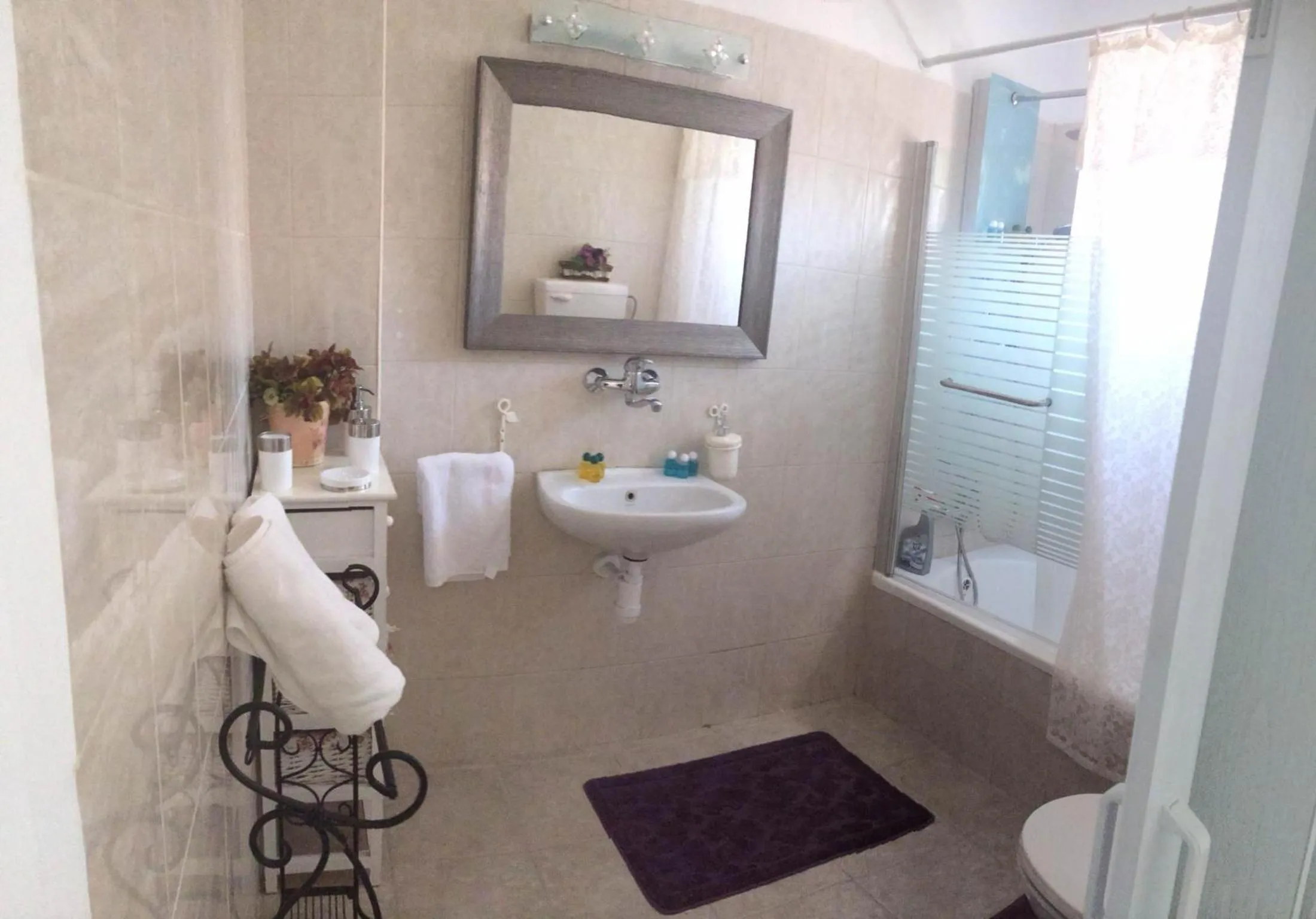 Shower in Magic Touch