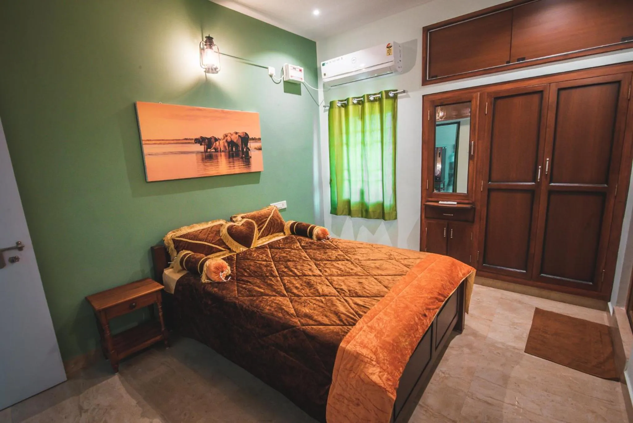 Bed in Cheerful 2-bedroom near Auro Beach