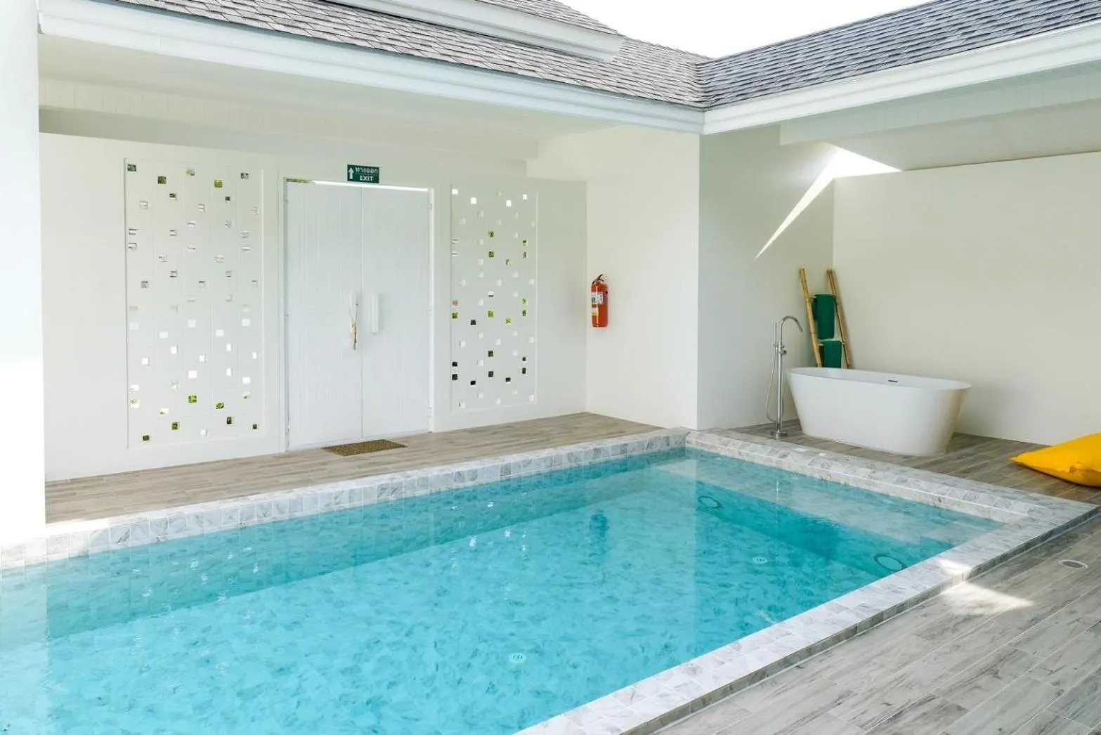 Photo of the whole room in The Pin Boutique Pool Villa Krabi