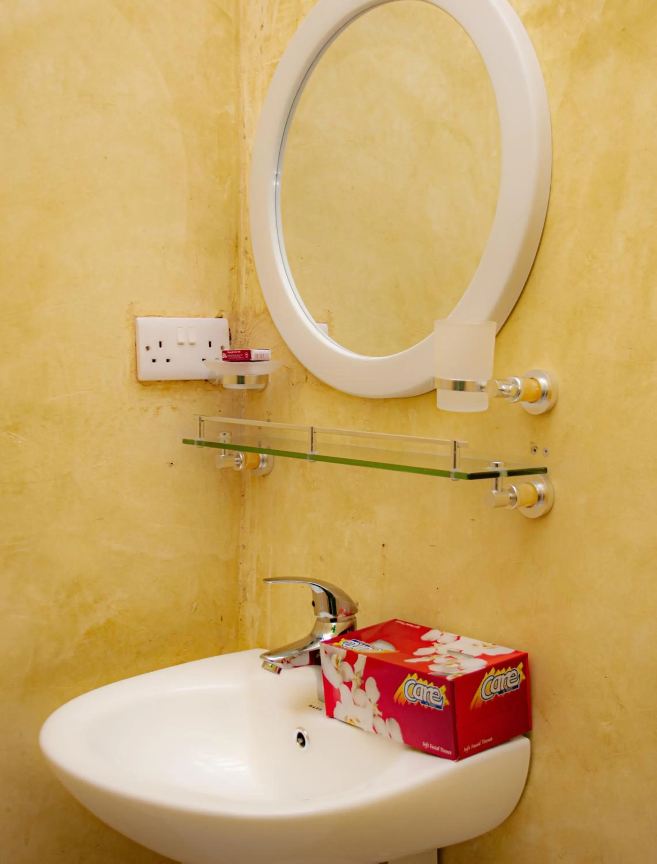 Bathroom in Jabali Bungalows Lodge