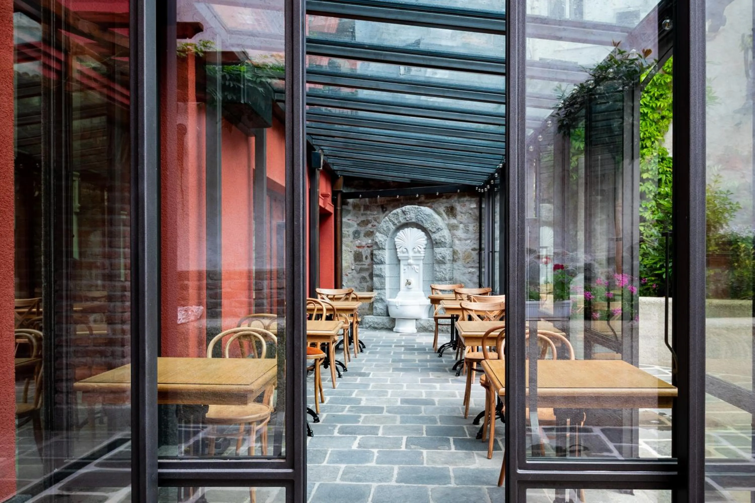 Lounge or bar in Villa Flavia Heritage Boutique Hotel