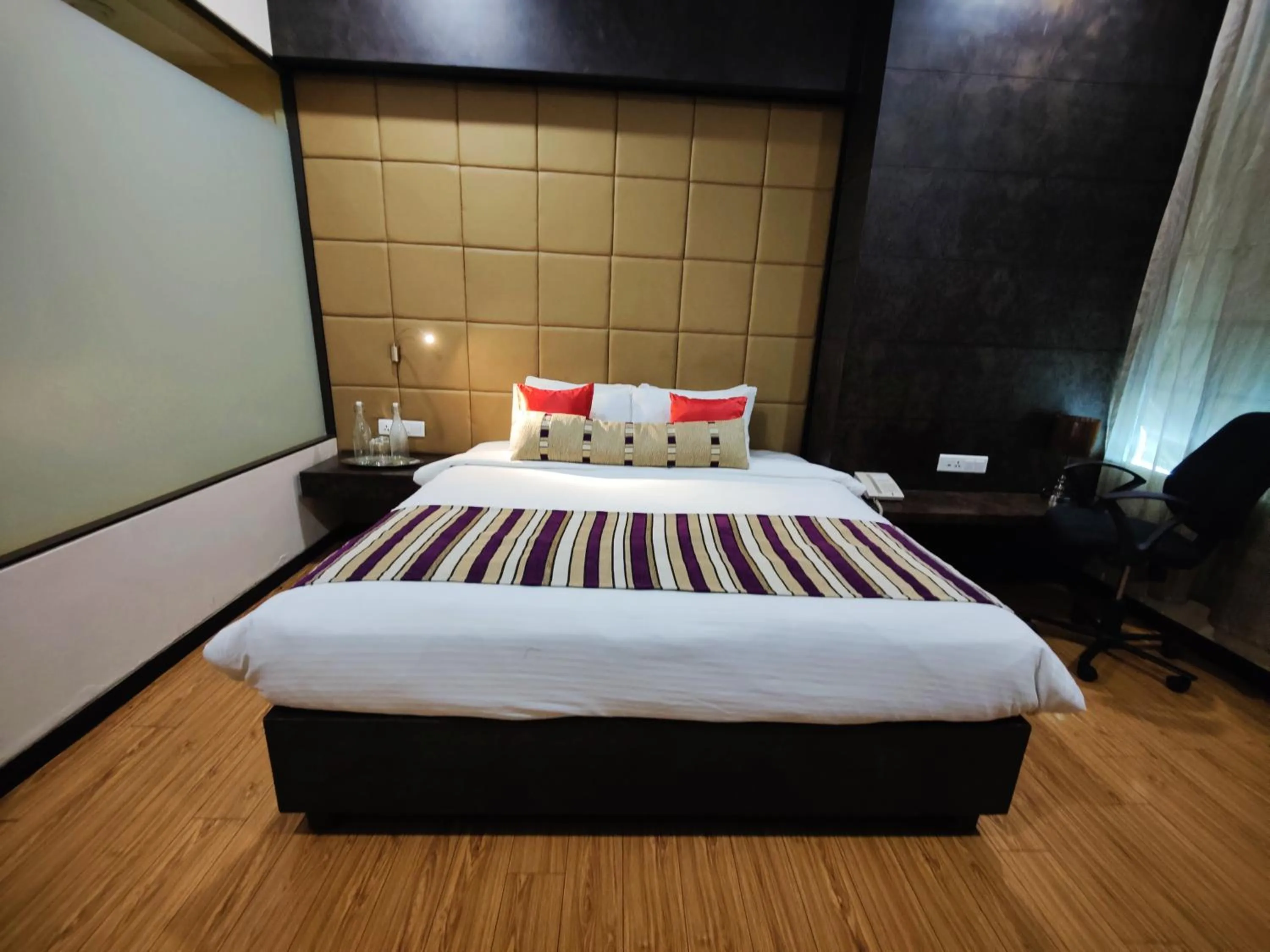 Bed in Regenta Central Grand Exotica