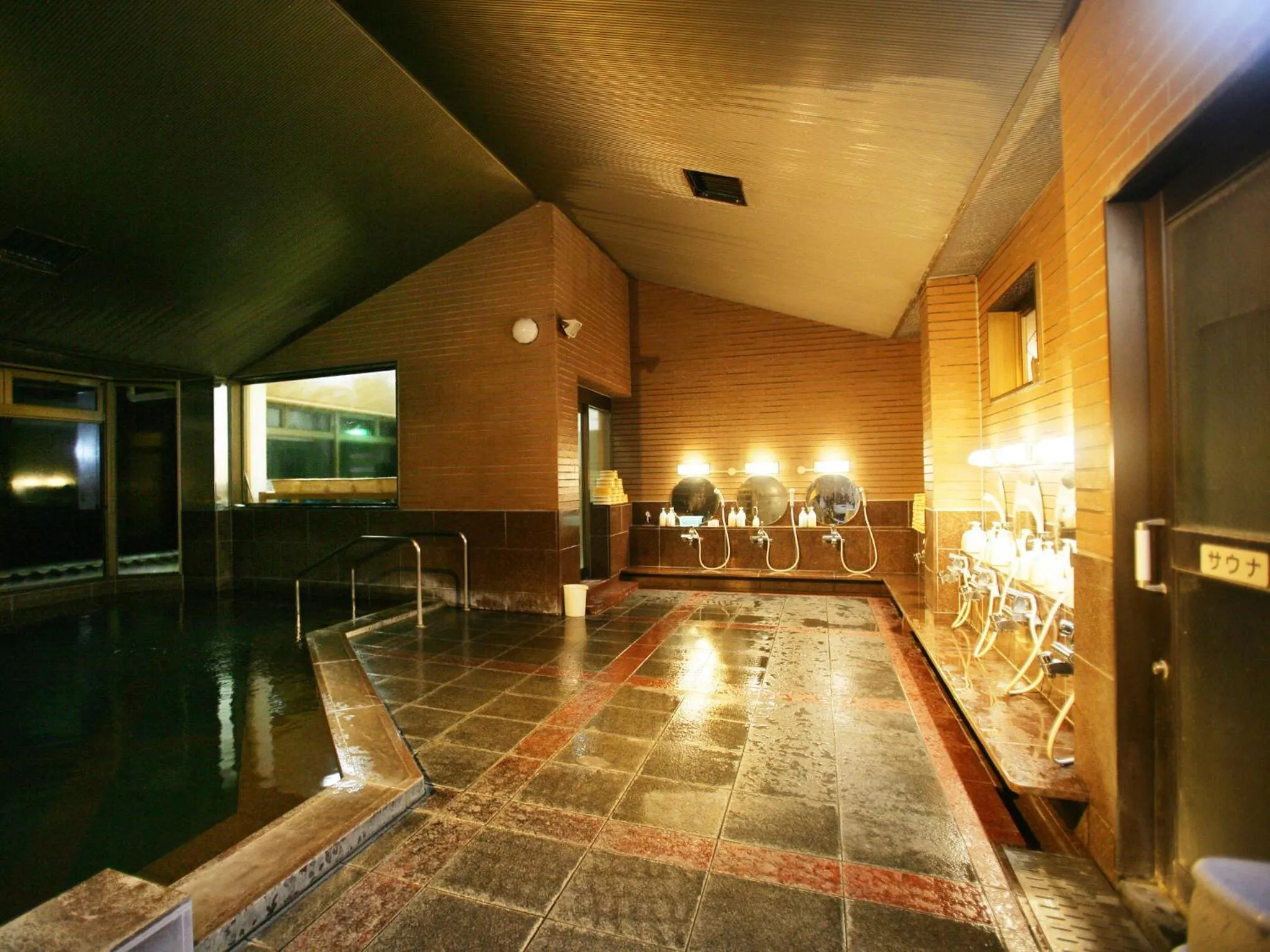 Hot Spring Bath in Washu Blue Resort風籠 Kasago