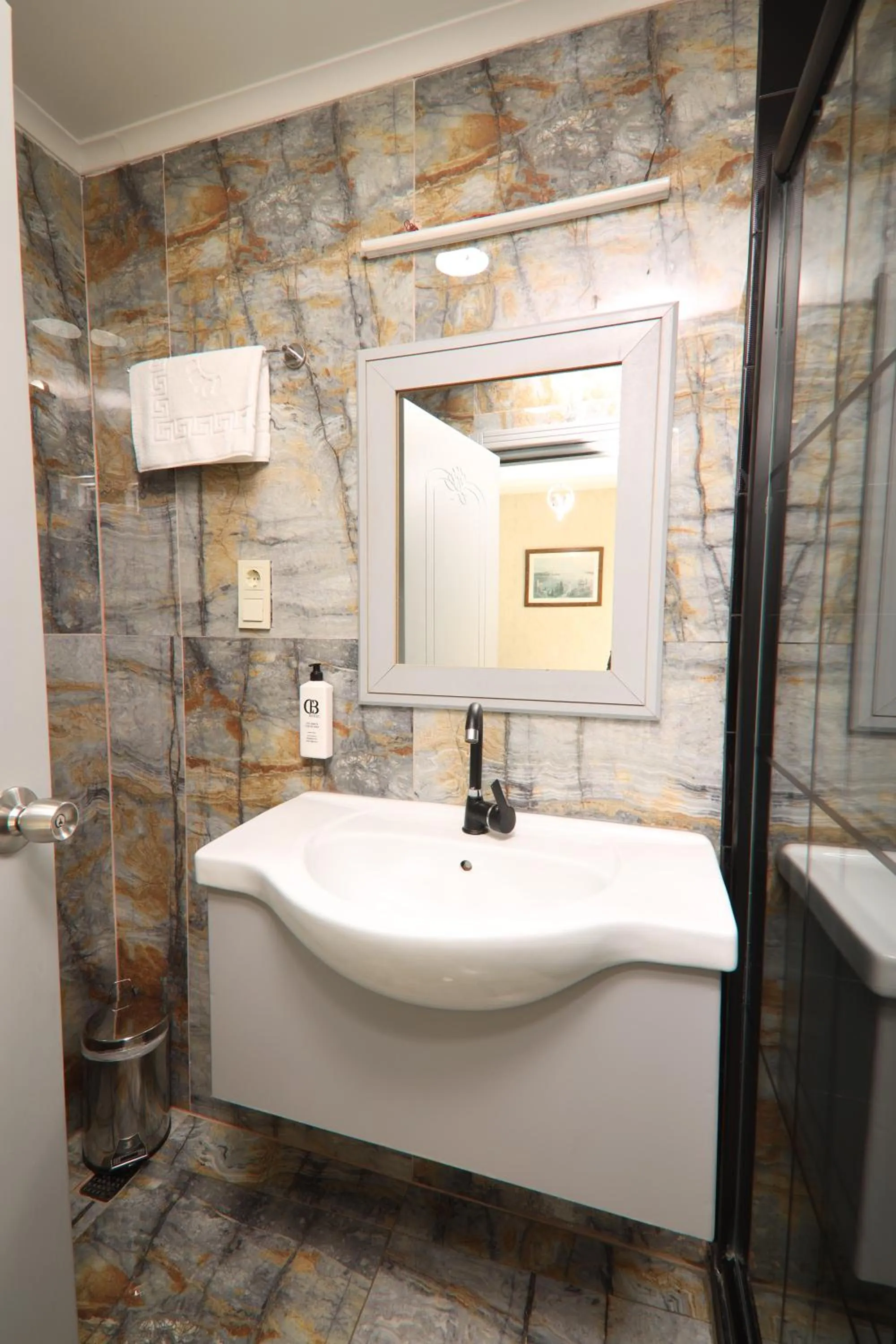 Bathroom in BALPETEK HOTEL