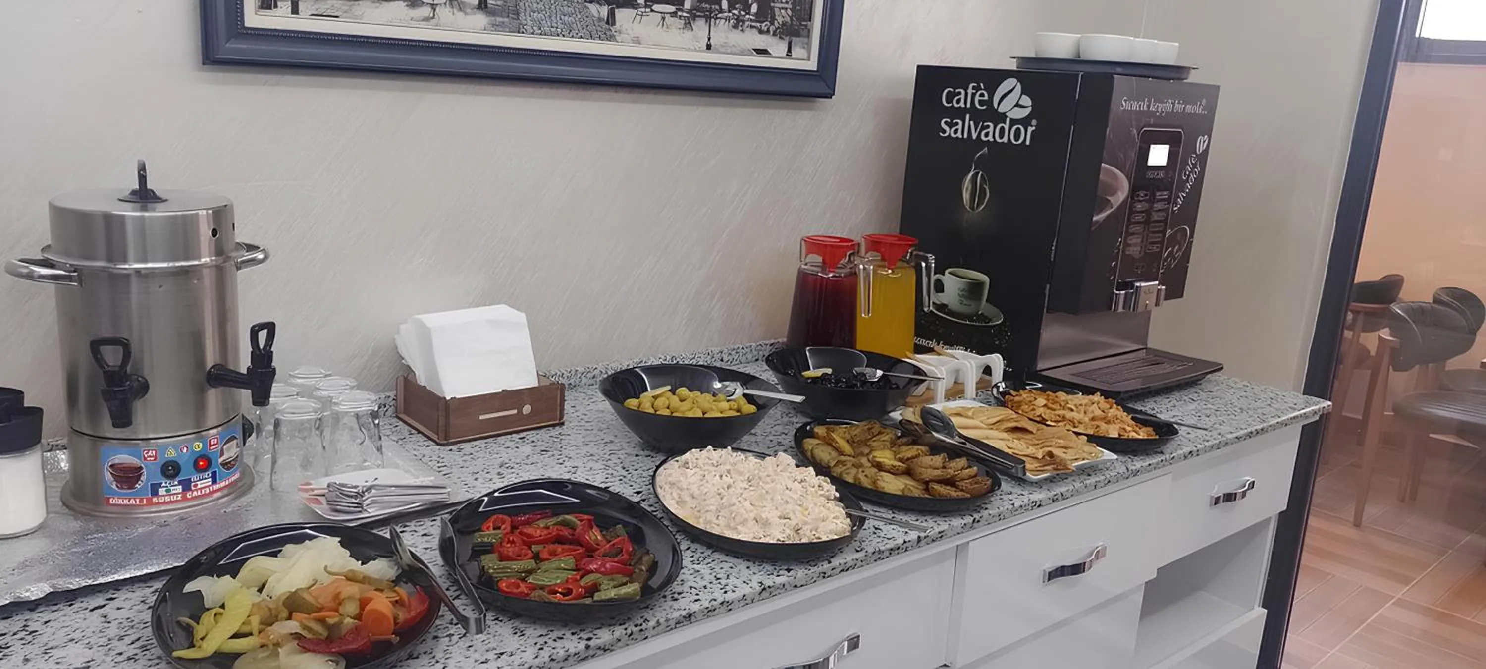 Food in BALPETEK HOTEL