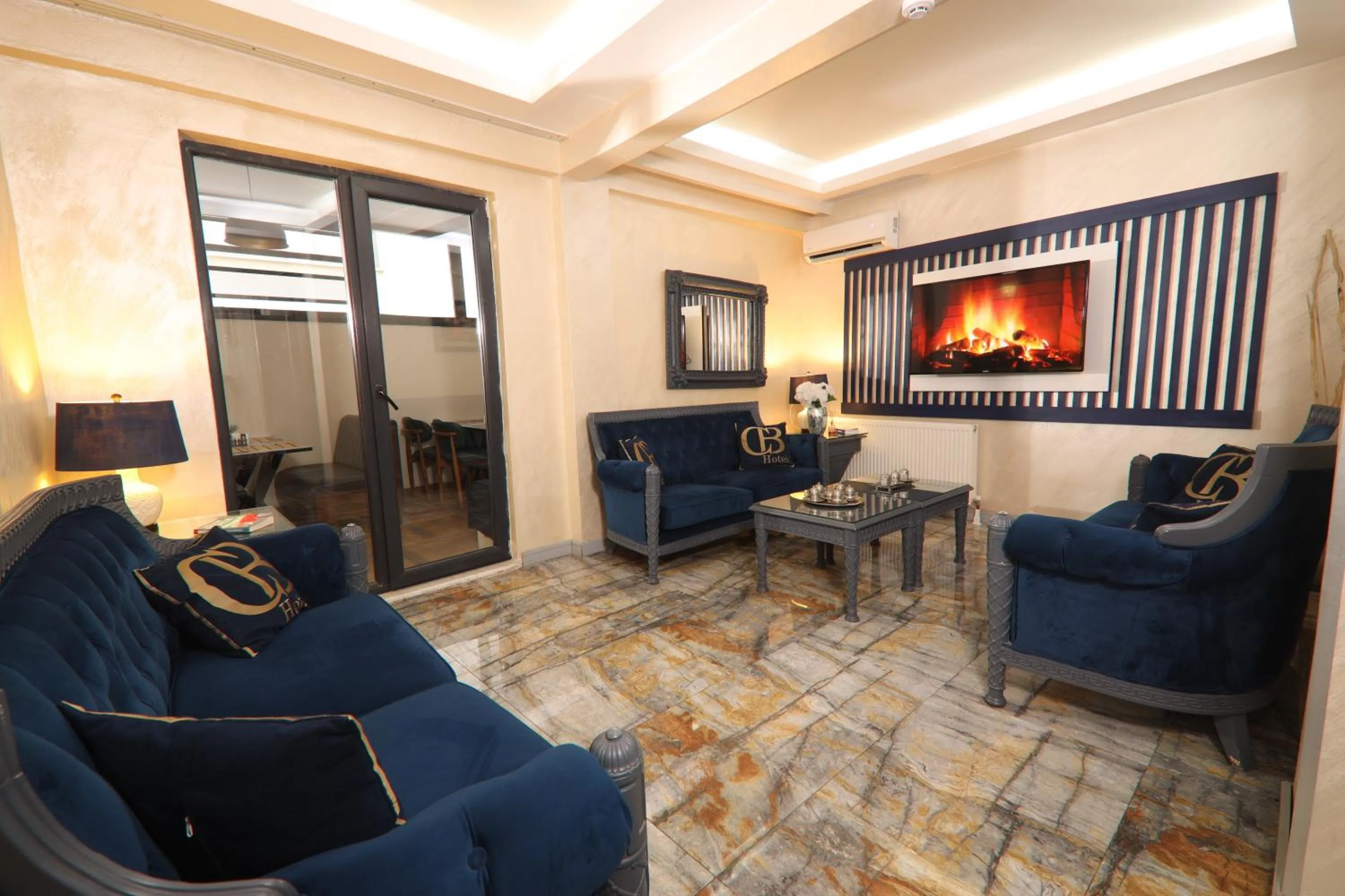 Lobby or reception in BALPETEK HOTEL