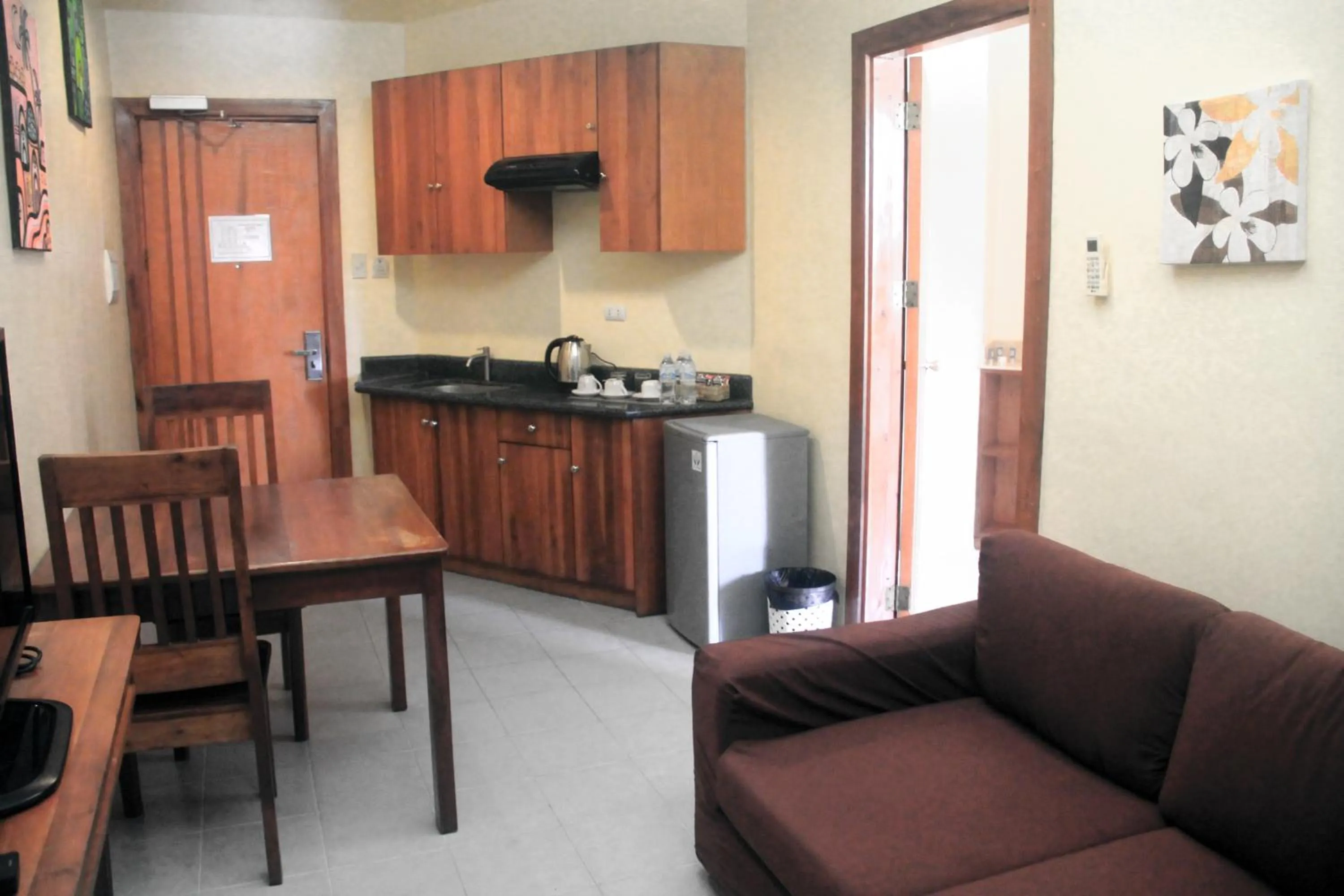 Kitchen or kitchenette in Tsai Hotel and Residences