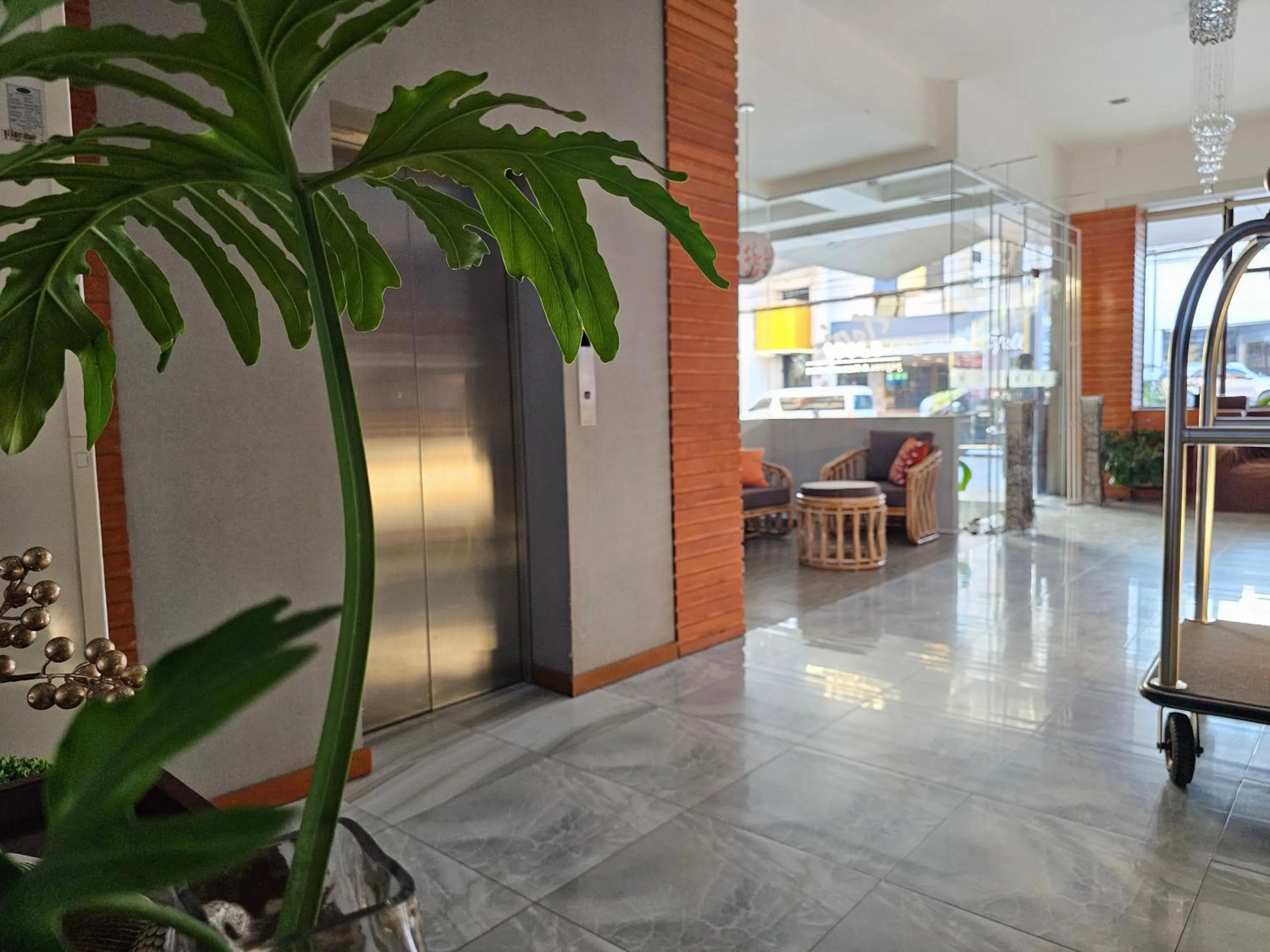 Communal lounge/ TV room in Tsai Hotel and Residences