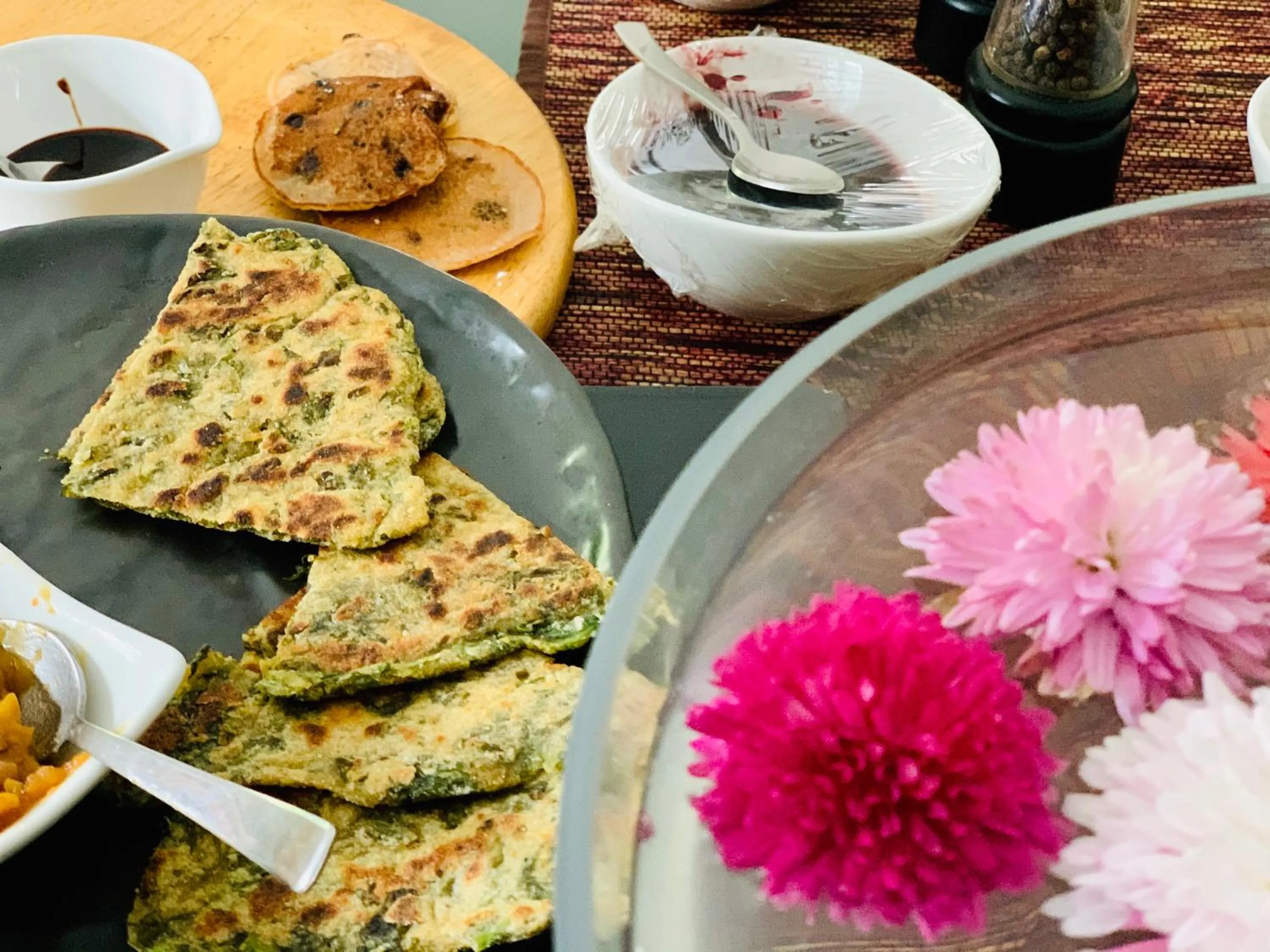 Breakfast in Thikana Delhi ( Boutique B&B)