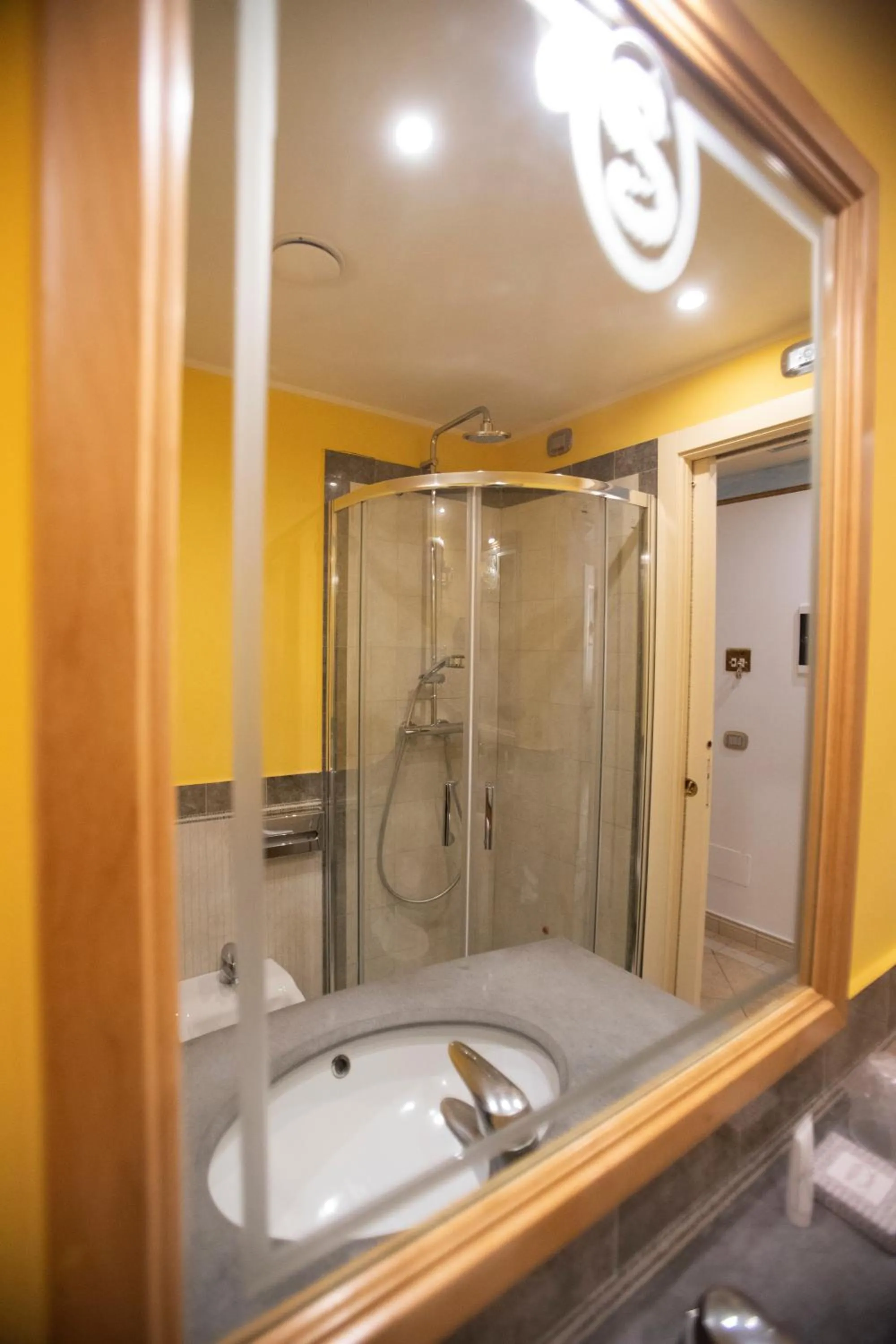 Shower in Hotel Il Principe