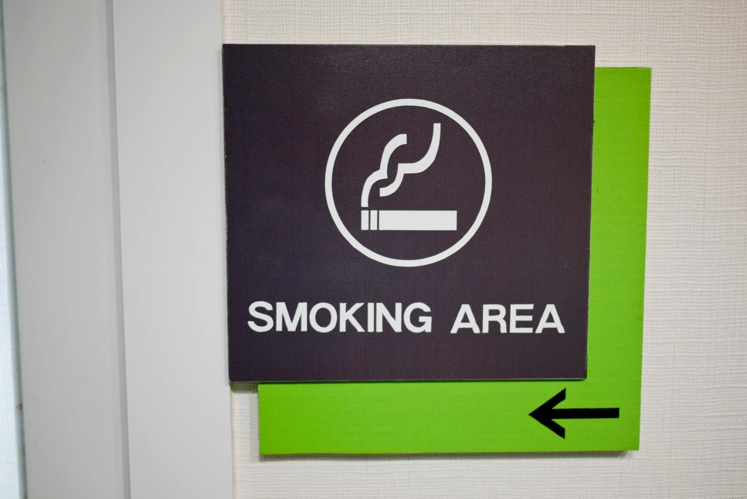 Logo/Certificate/Sign in Ari House