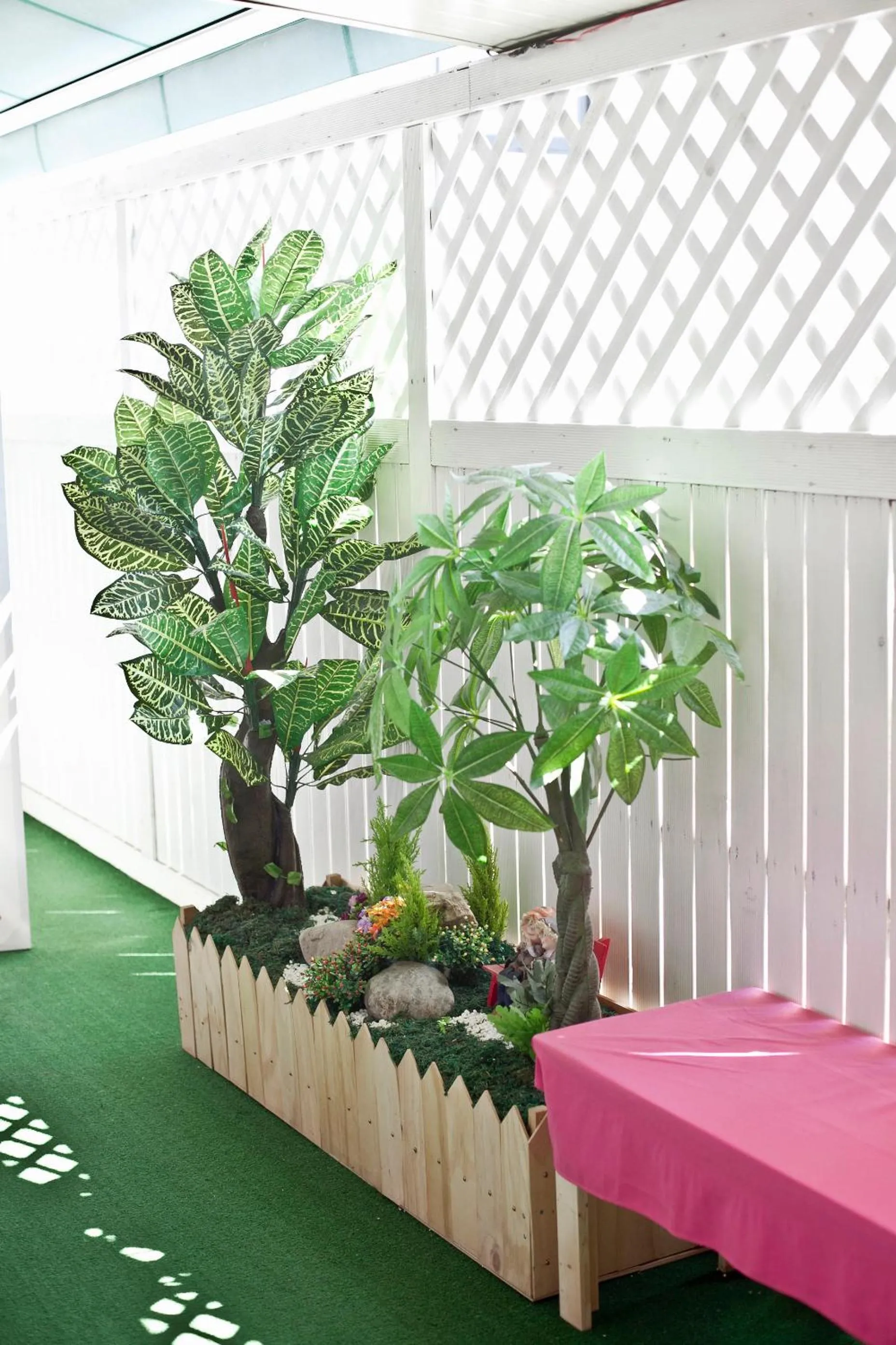 Decorative detail in Ari House