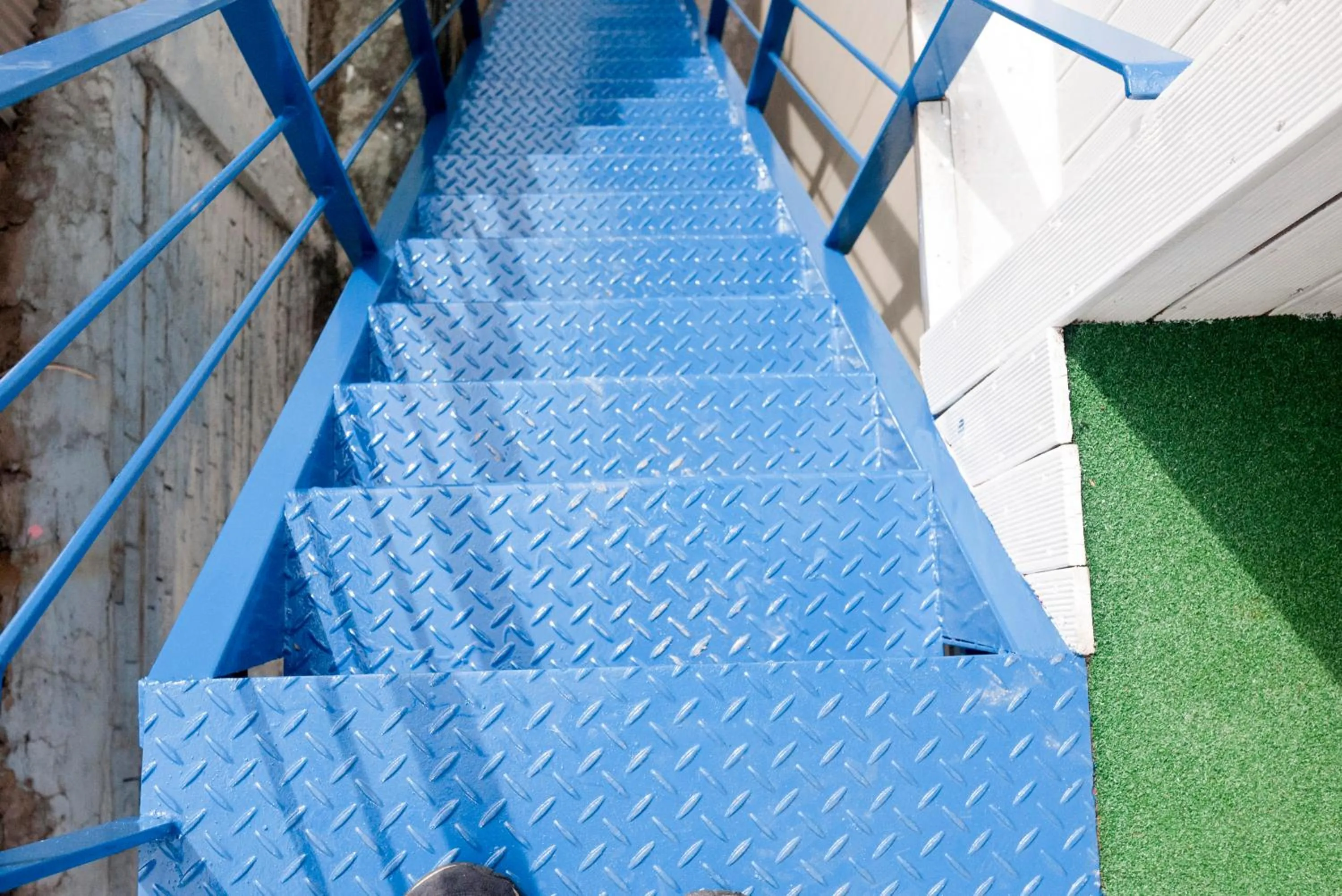 Decorative detail in Ari House