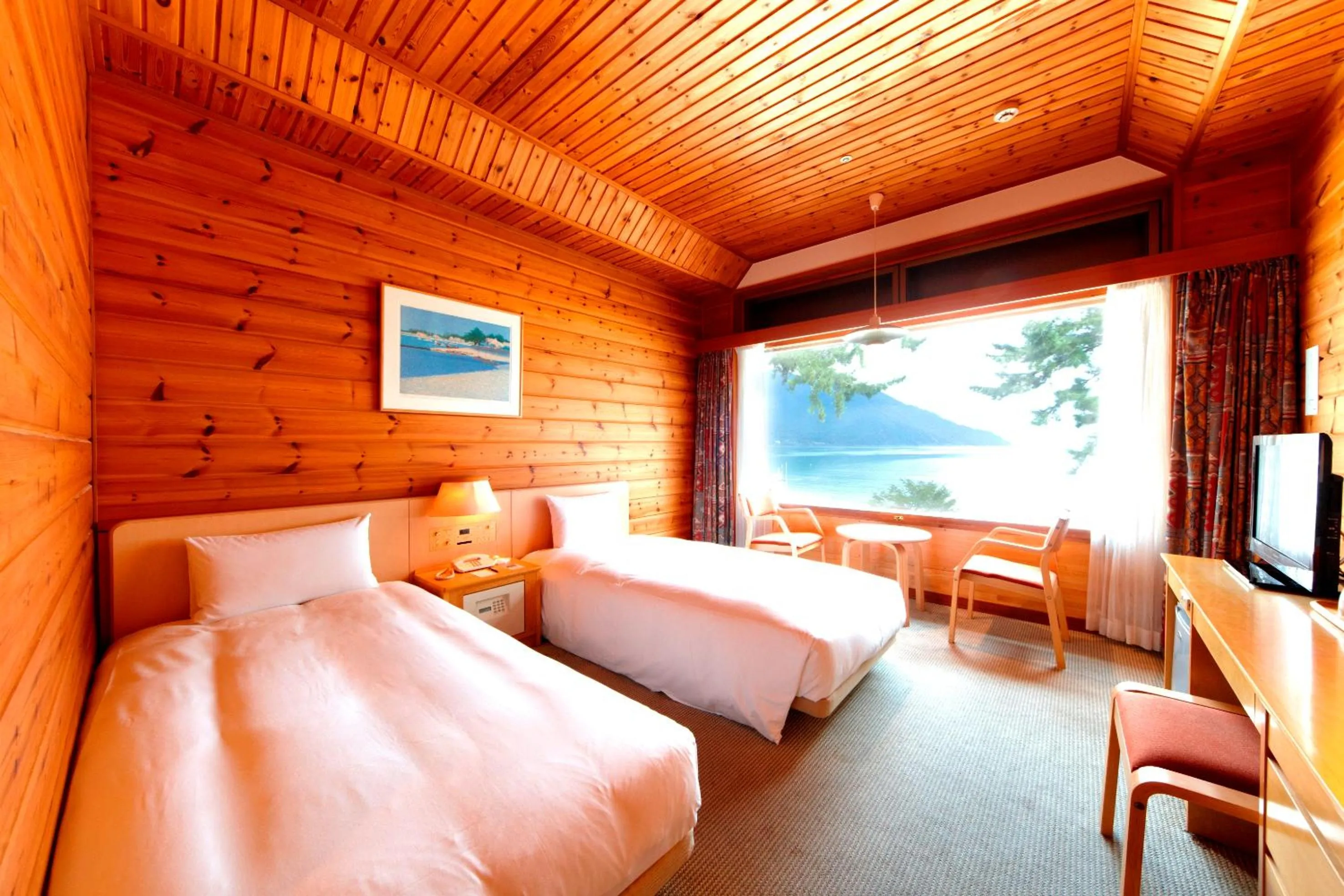 Bed in Grand Park Hotel Okubiwako Makino