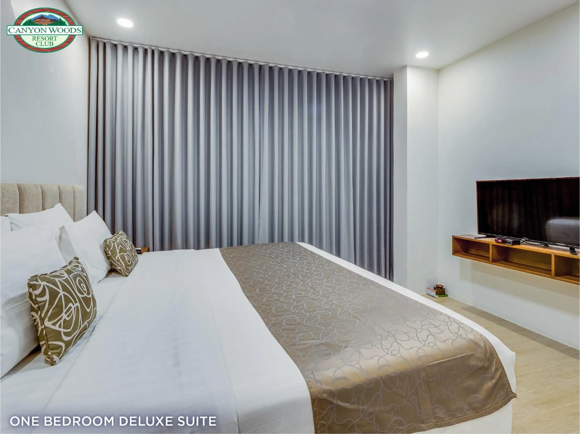 Bed in Canyon Woods Resort Club Tagaytay