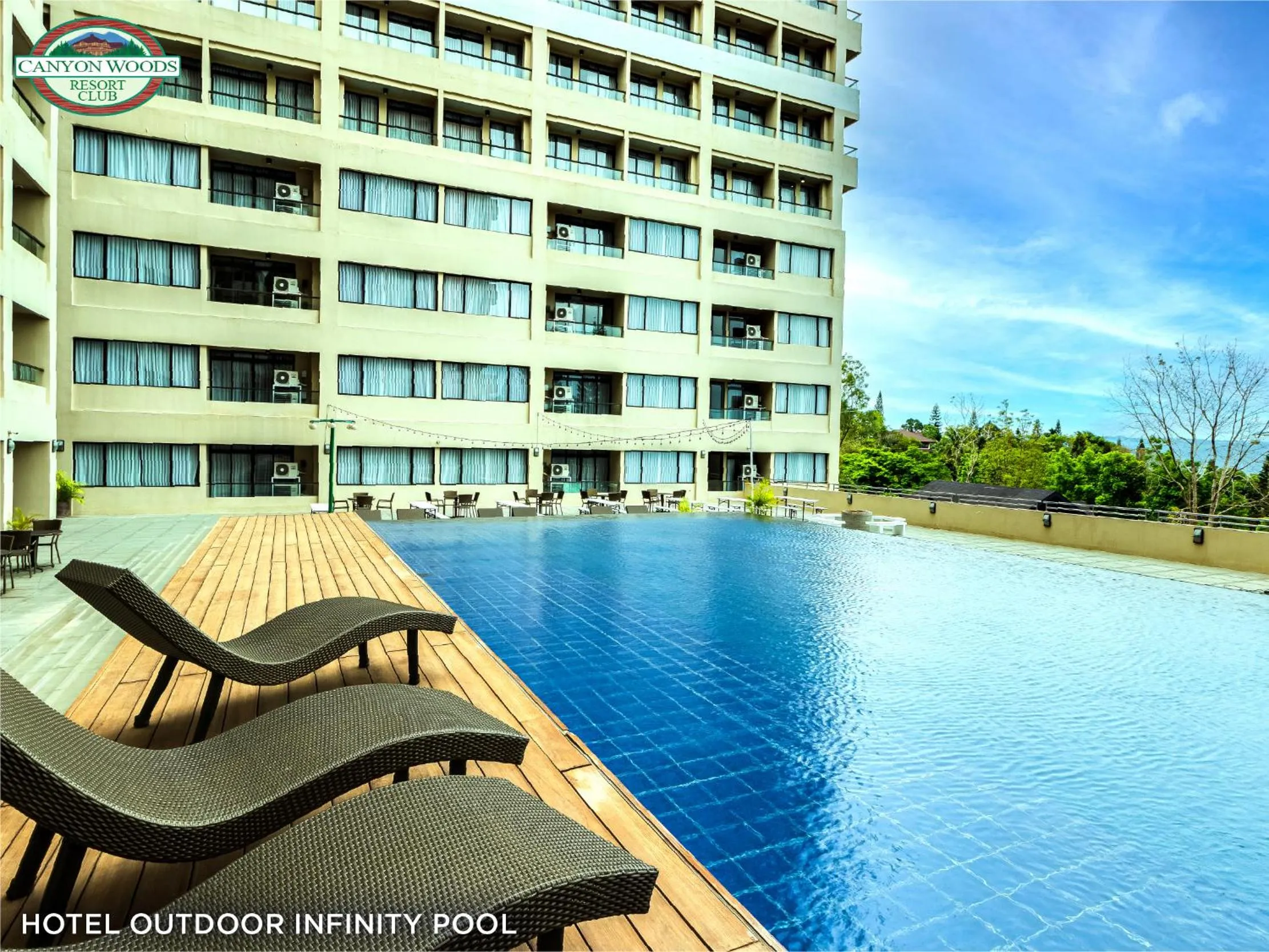 Swimming pool in Canyon Woods Resort Club Tagaytay