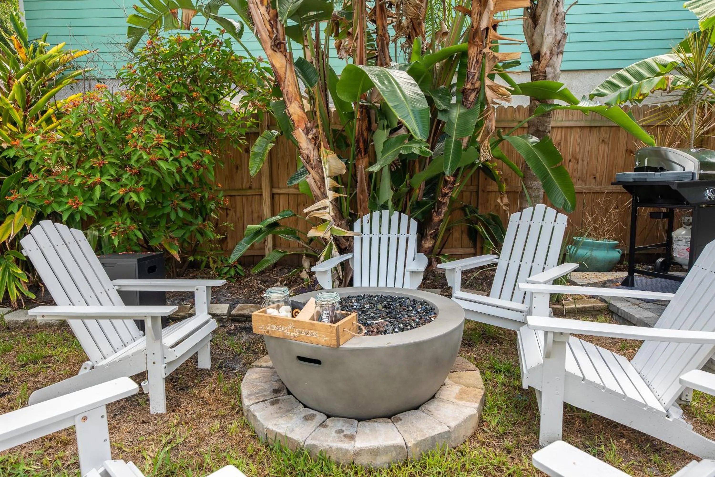 Garden view in Jax Vacations 1/2 Mile to Beach, 2 bedroom townhome pet friendly