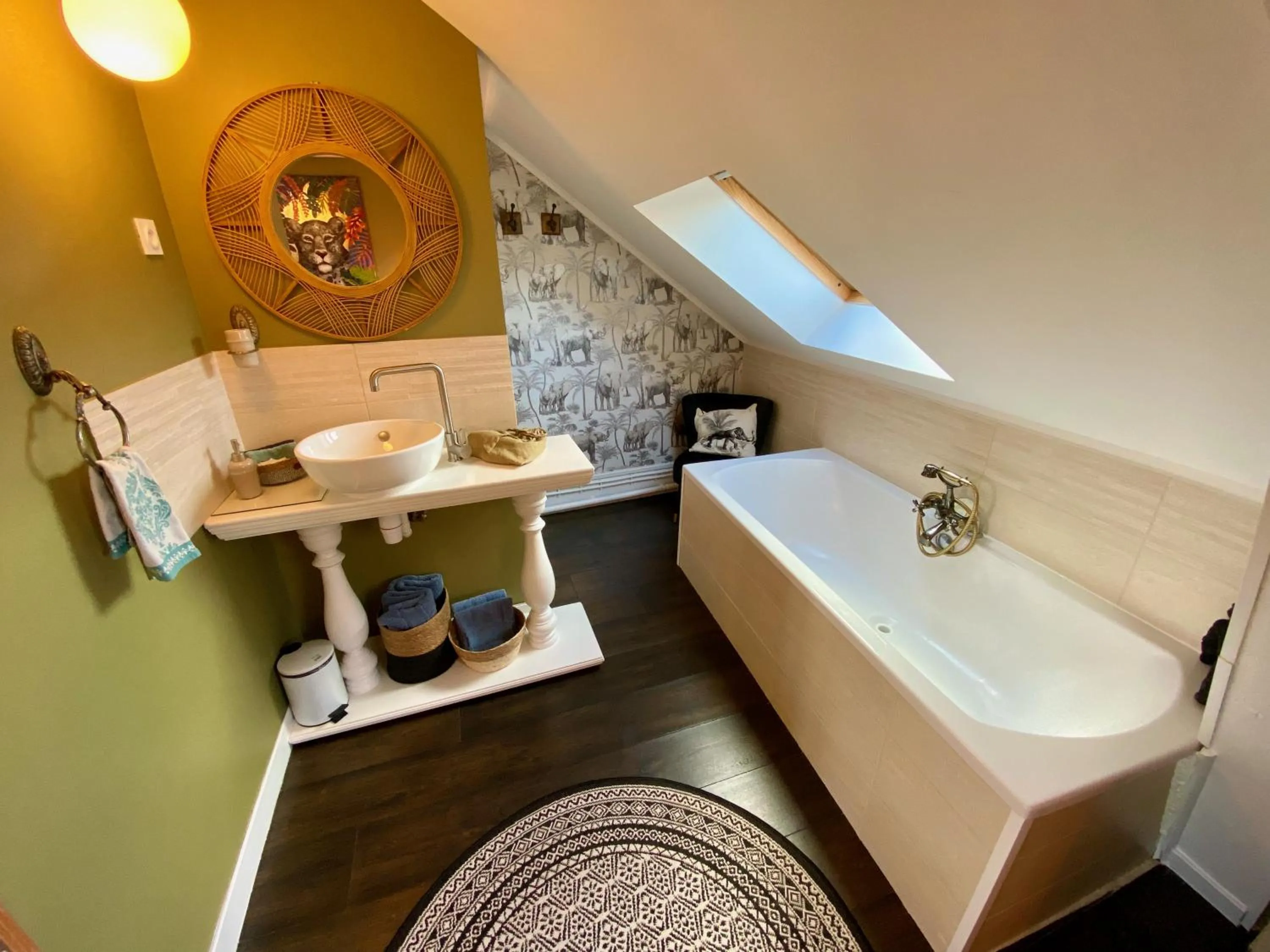Bathroom in Le Clos de la Chapelle Bayeux
