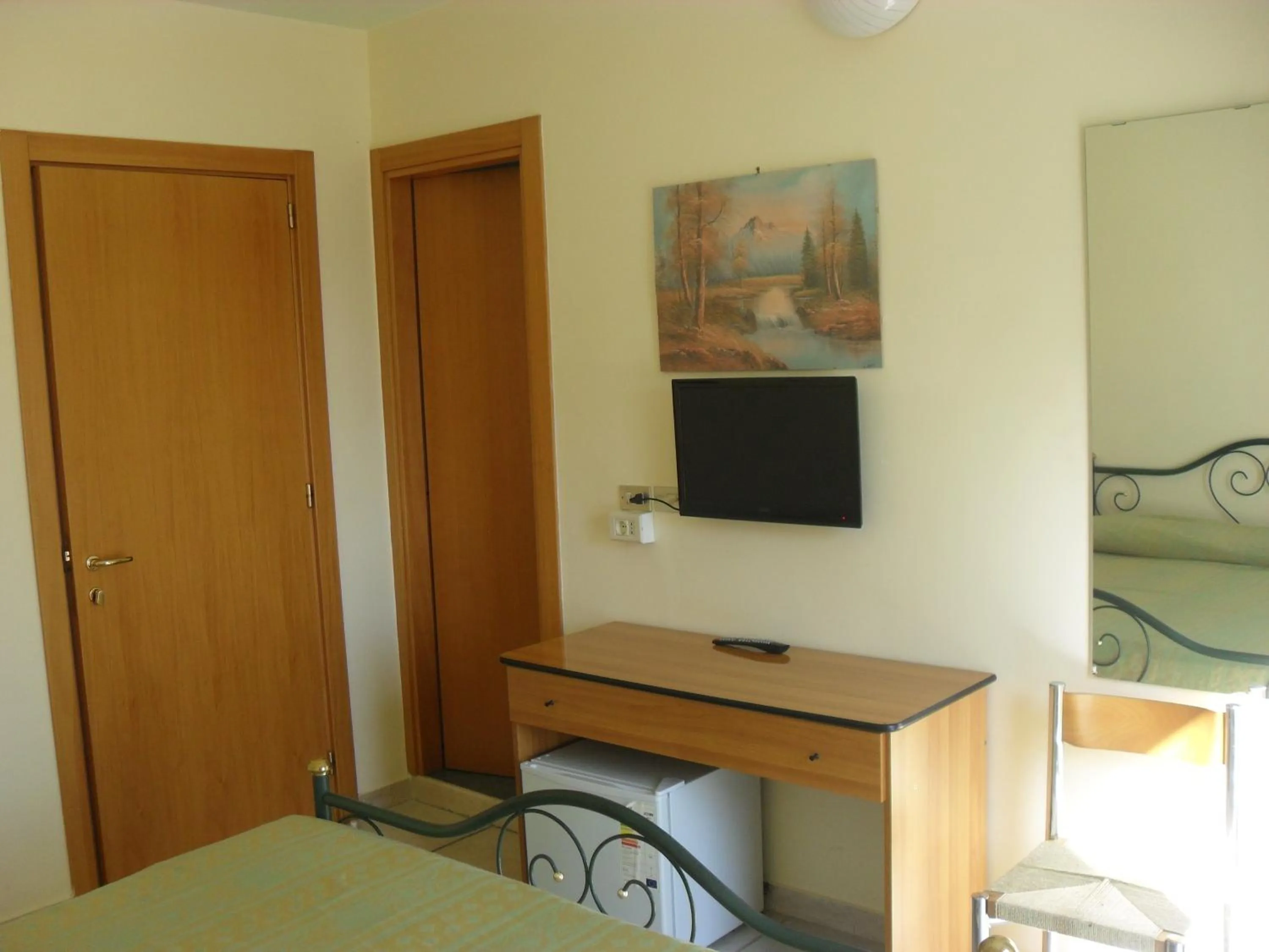 Bed in Hotel Esperia