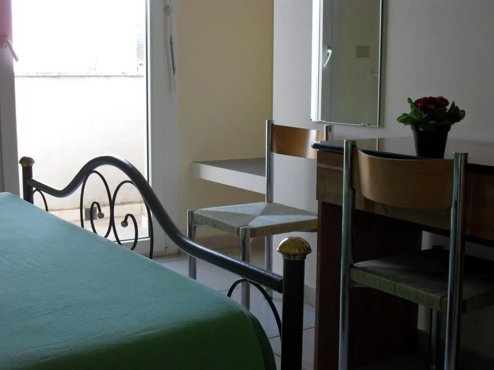 Bed in Hotel Esperia