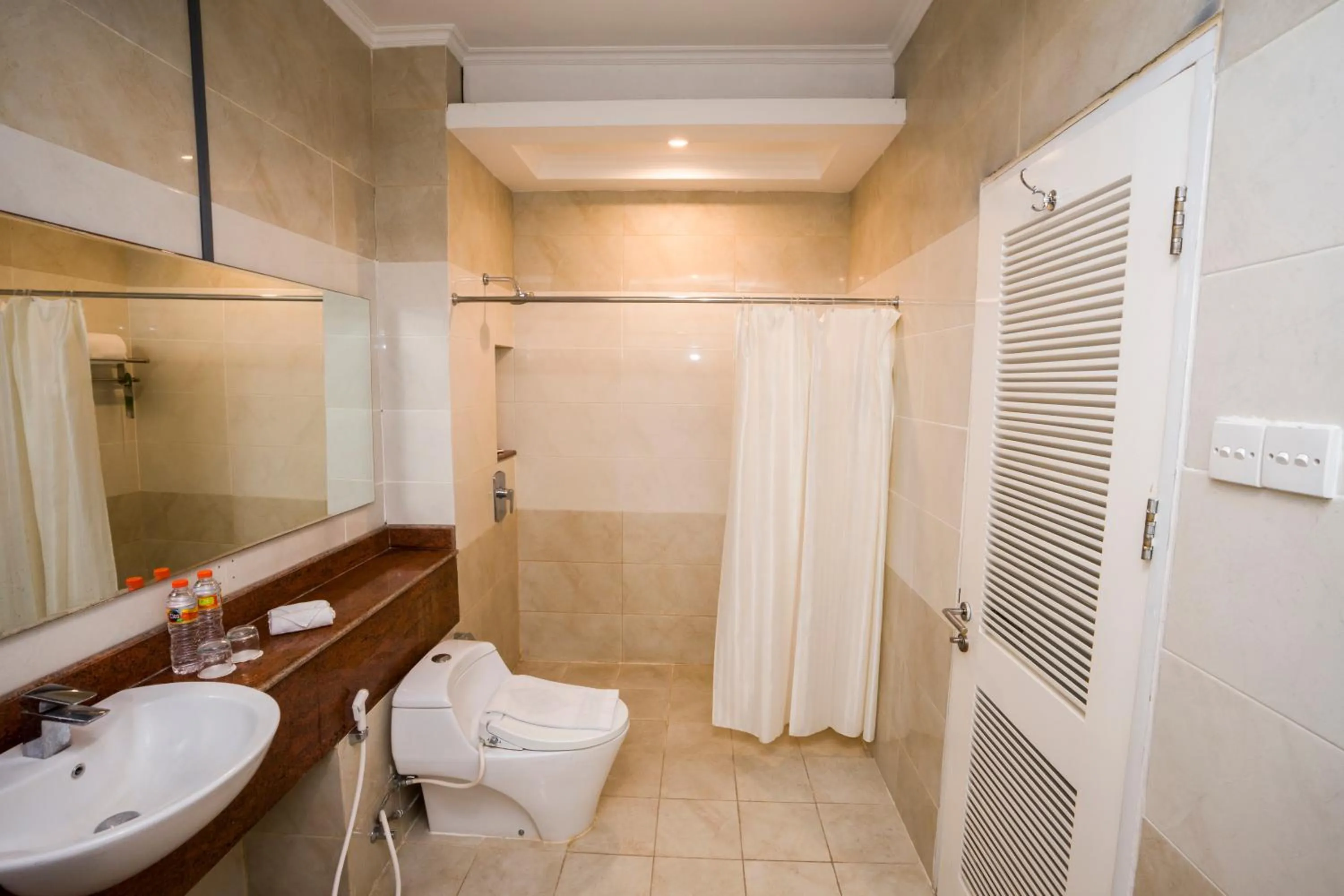 Sutanraja Hotel & Convention Centre