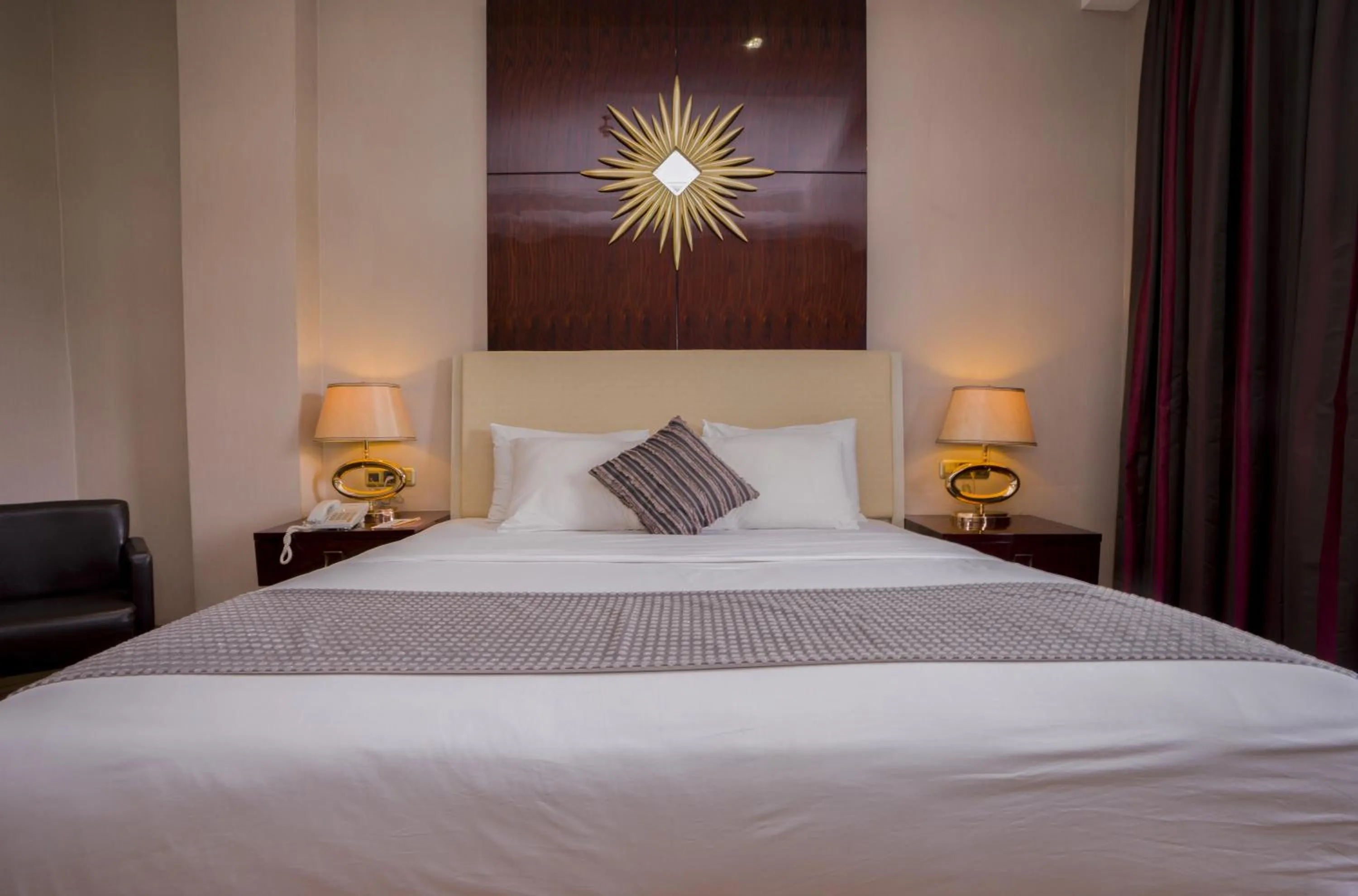 Bed in Sutanraja Hotel & Convention Centre