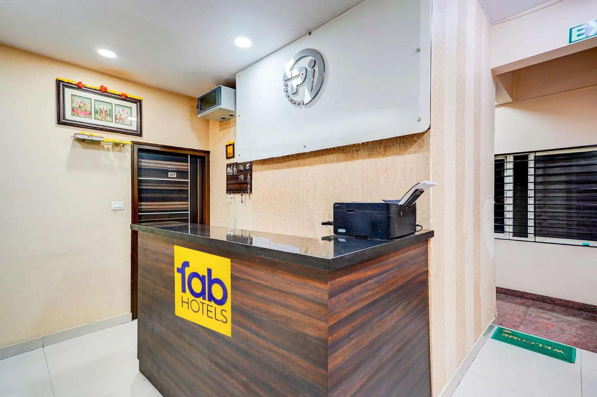Lobby or reception in FabHotel Pride Image - Rajarajeshwari Nagar