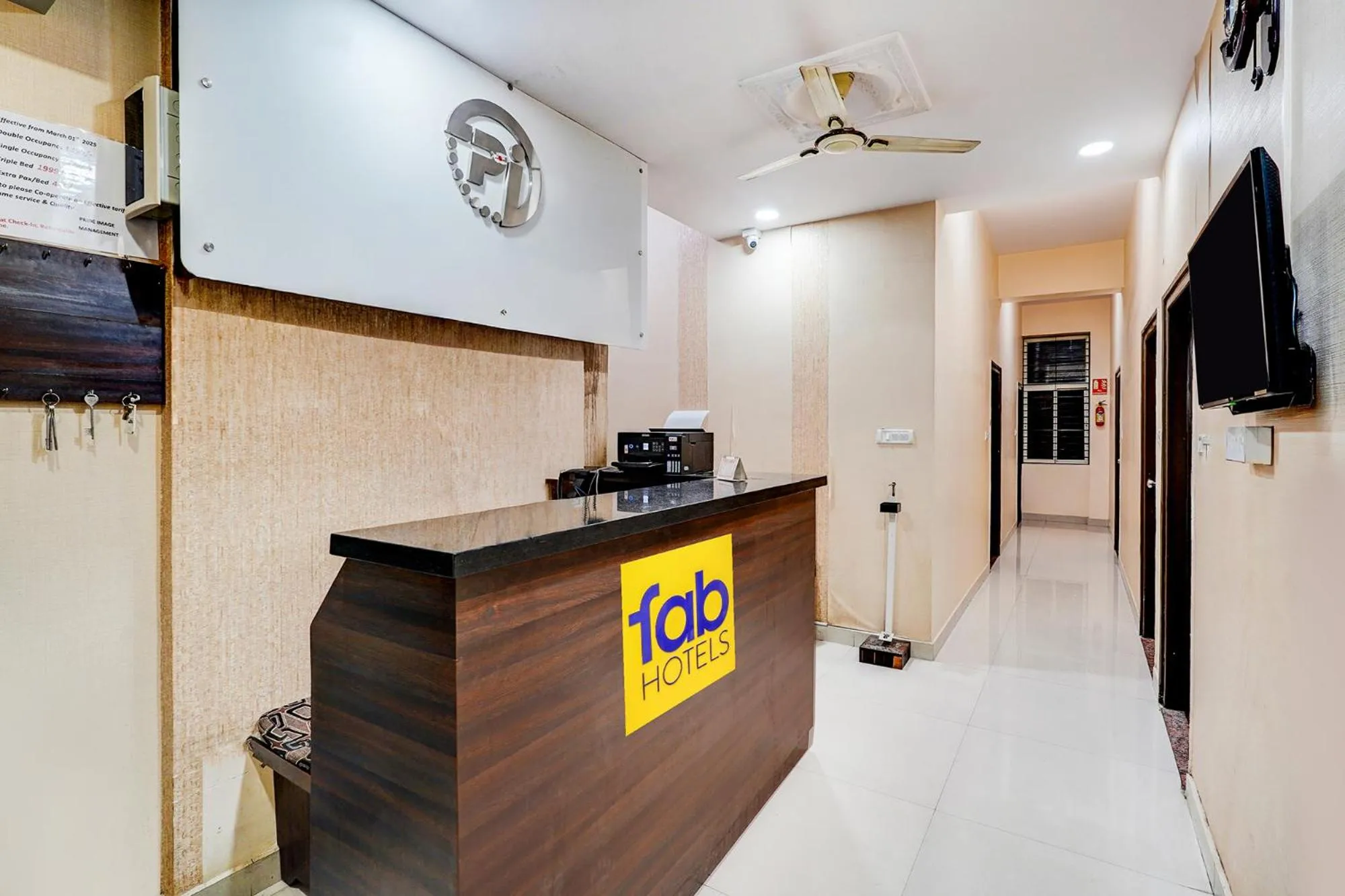 Lobby or reception in FabHotel Pride Image - Rajarajeshwari Nagar