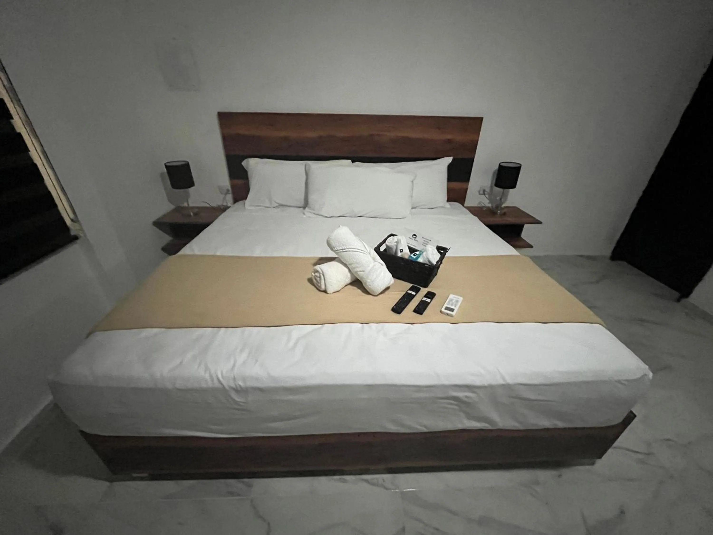 Photo of the whole room, Bed in BALAM Playa - 15Th Ave