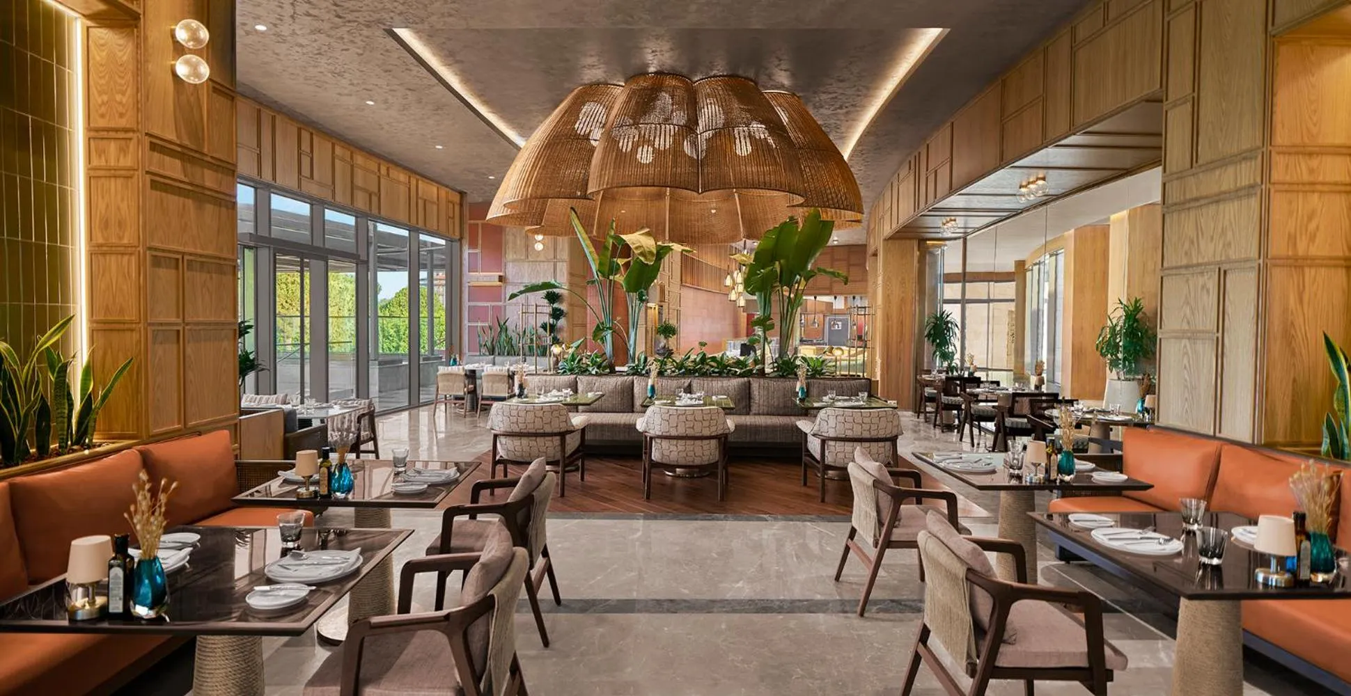 Restaurant/places to eat in Gloria Serenity Resort