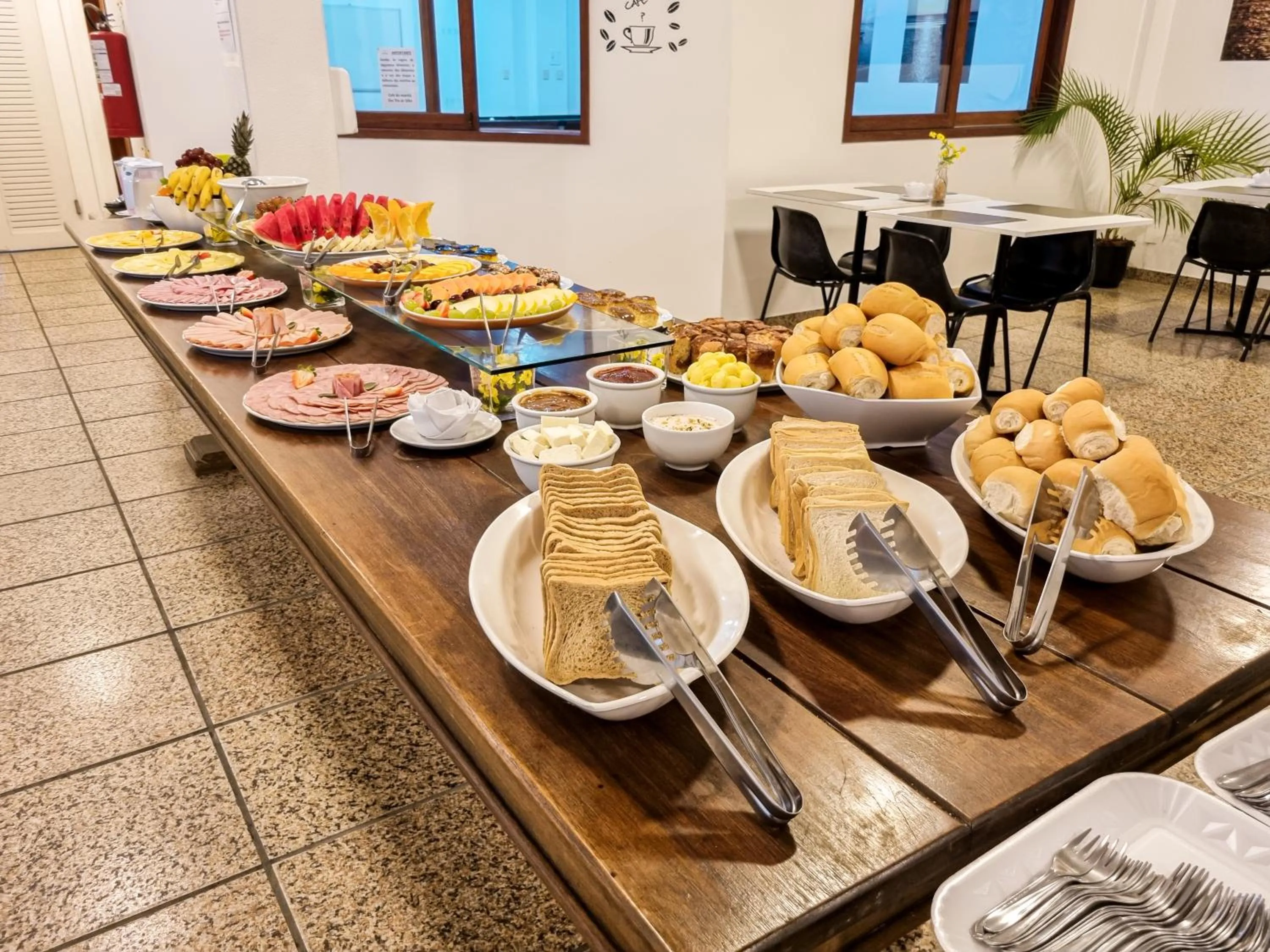 Breakfast in Canas Gold Praia Hotel