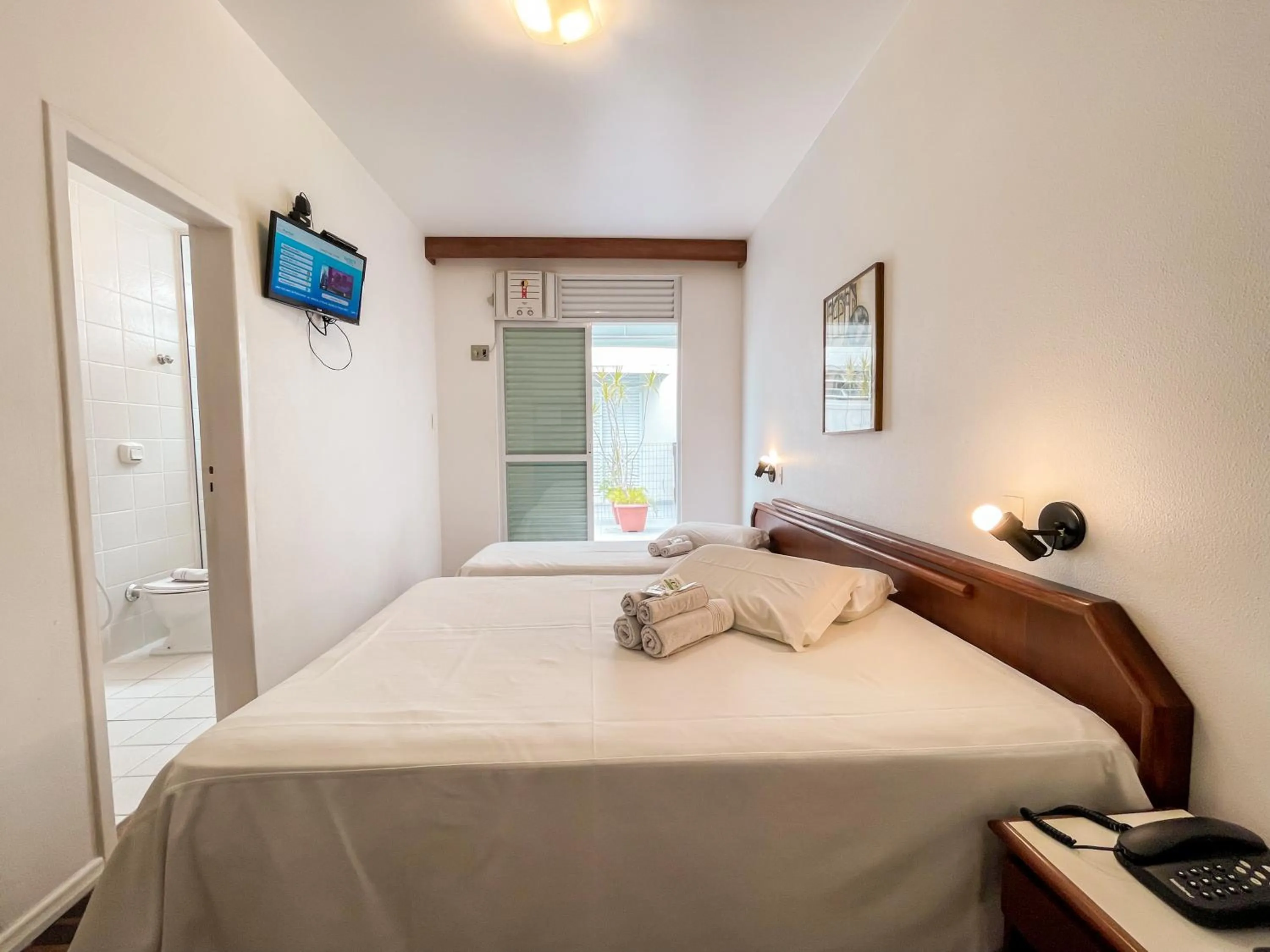 Bedroom, Bed in Canas Gold Praia Hotel