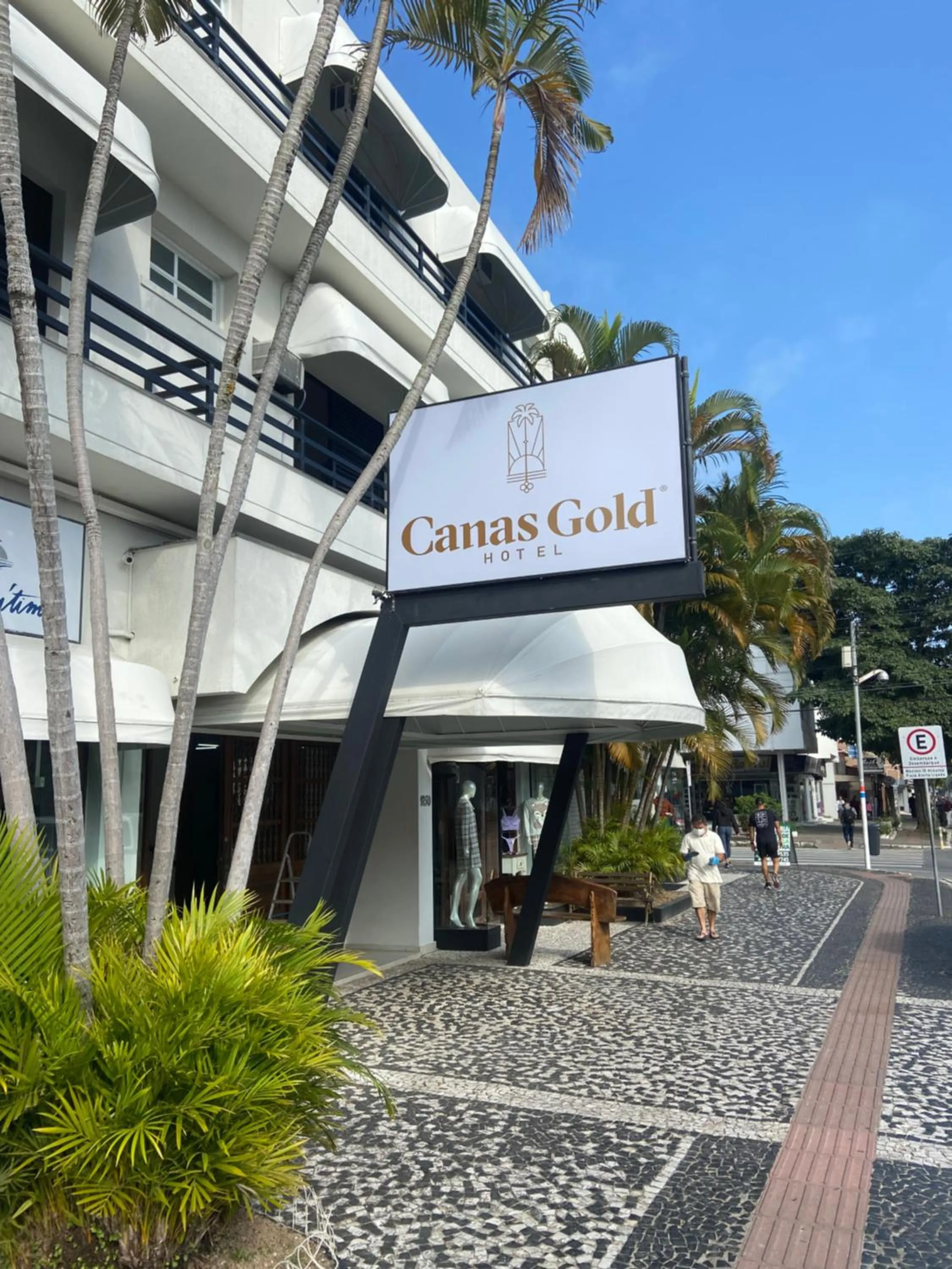 Facade/entrance in Canas Gold Praia Hotel