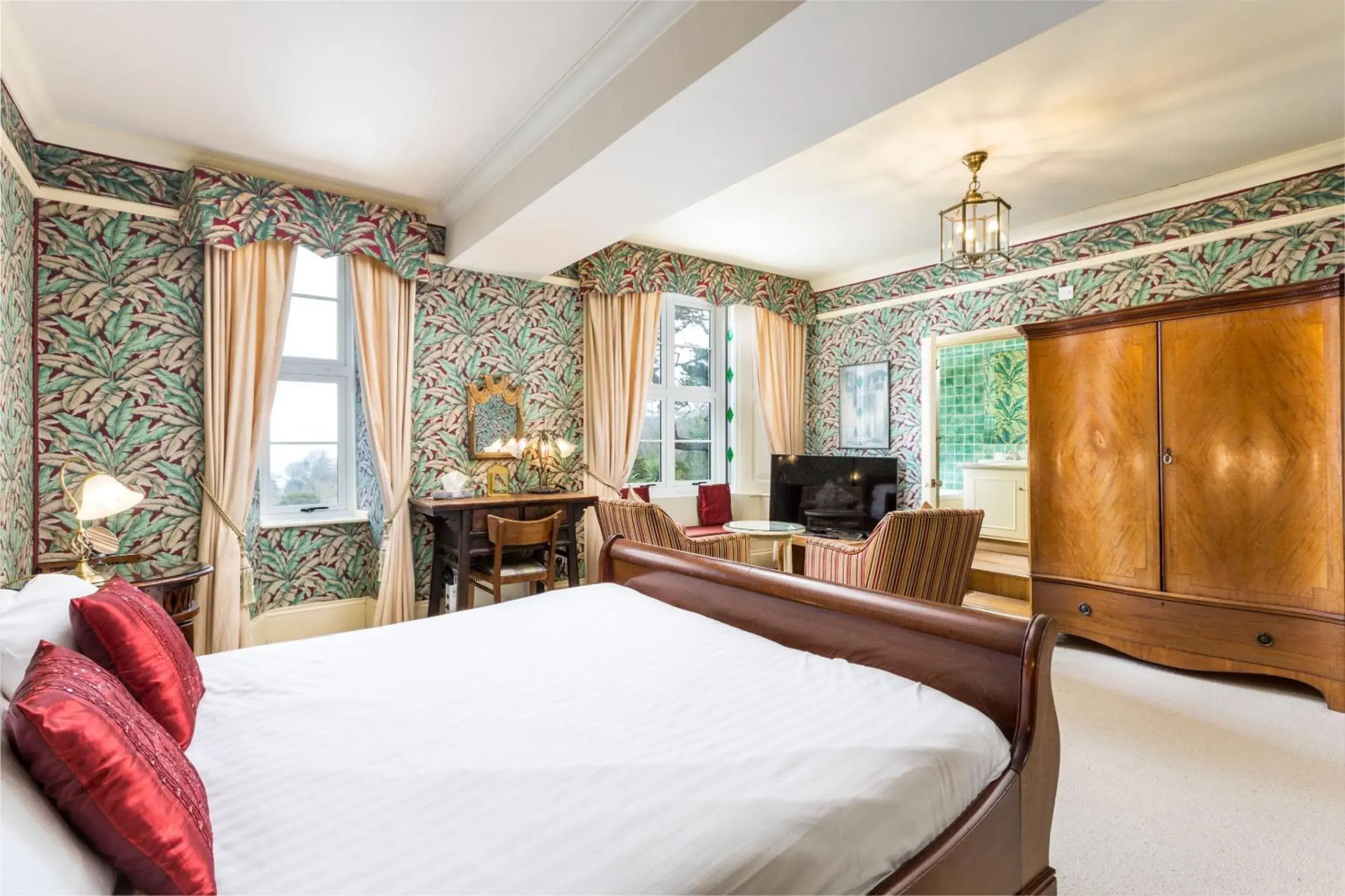 Deluxe Double Room in Orestone Manor Deluxe Double Room in Orestone Manor