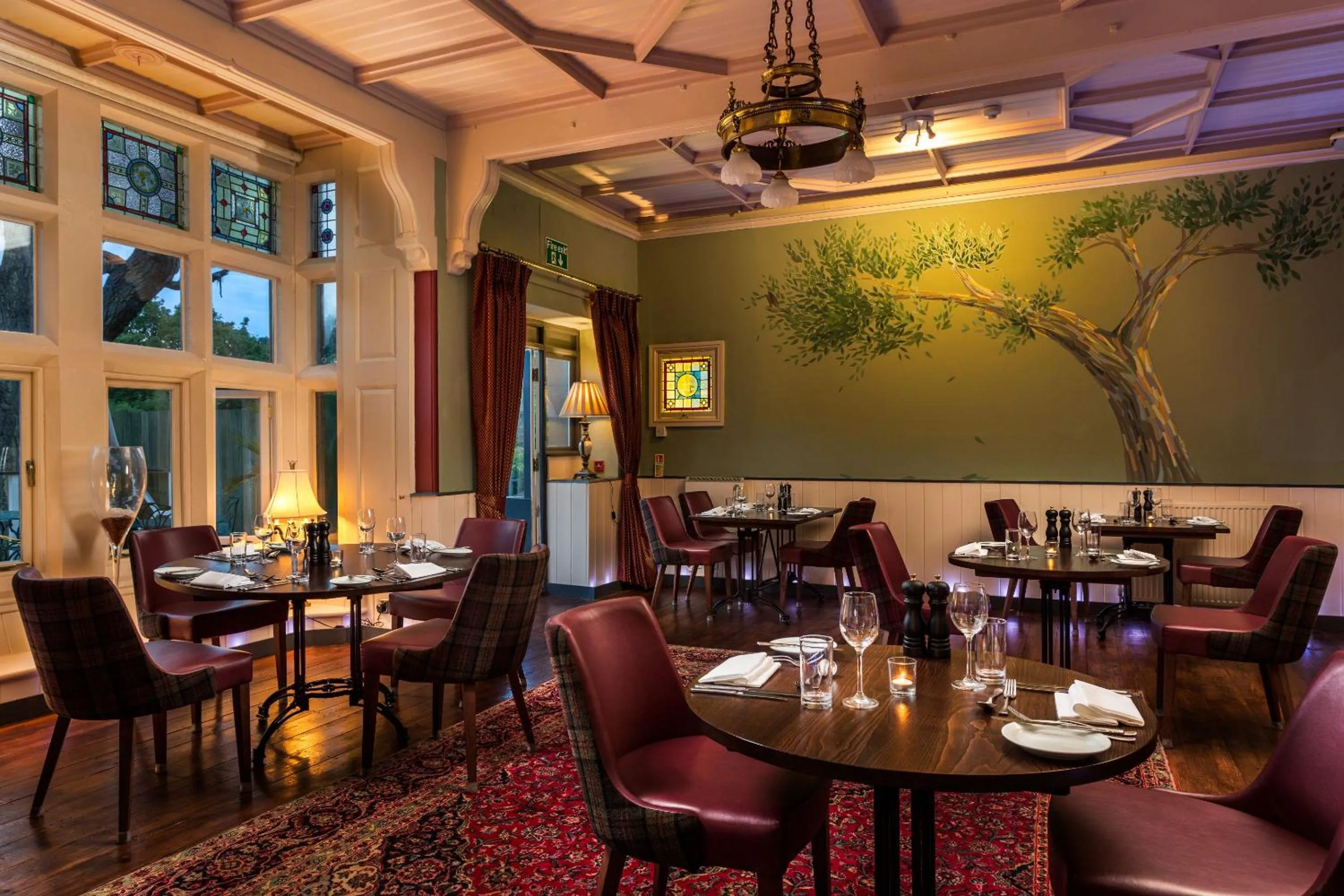 Dining area in Orestone Manor