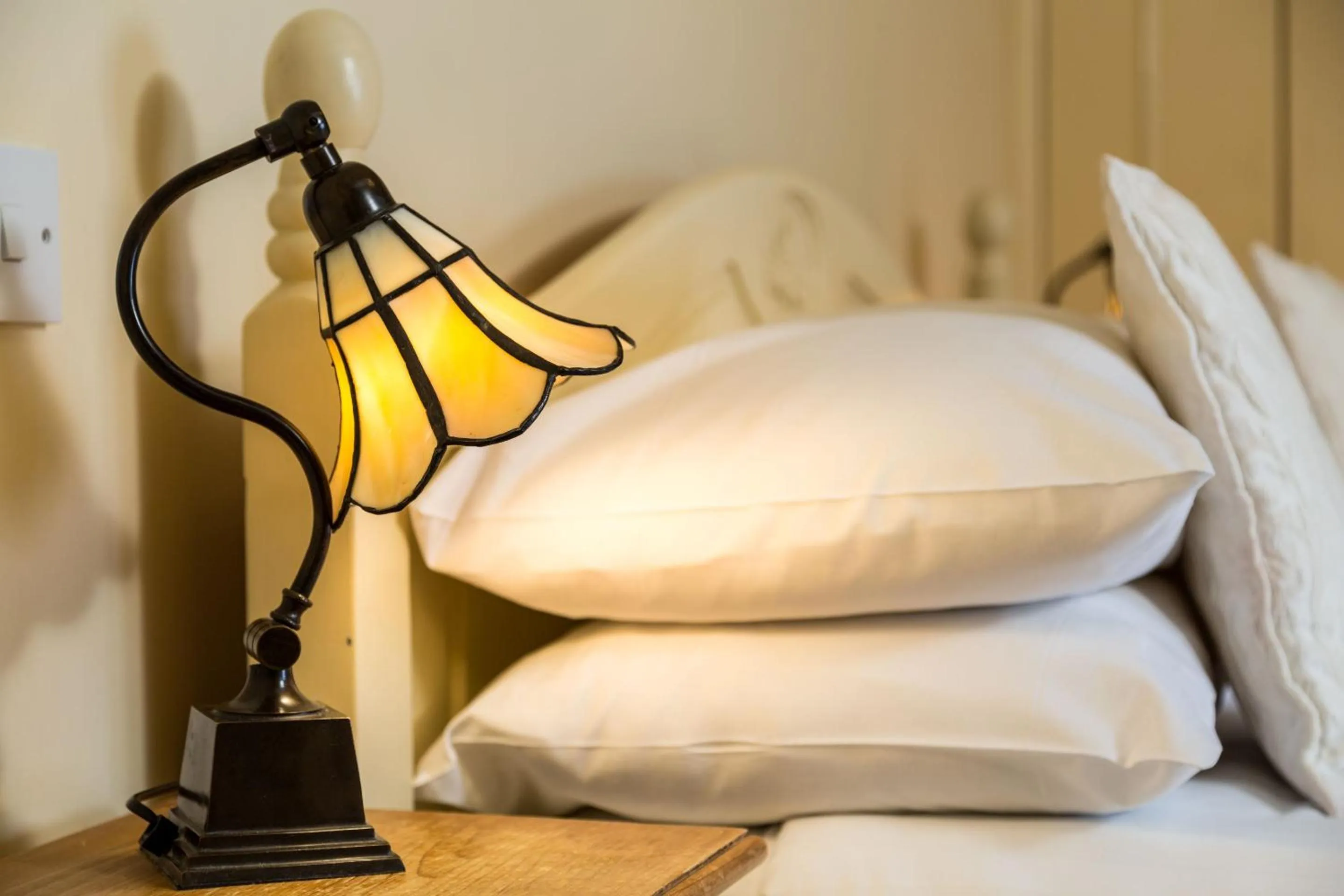 Bedroom, Bed in Orestone Manor