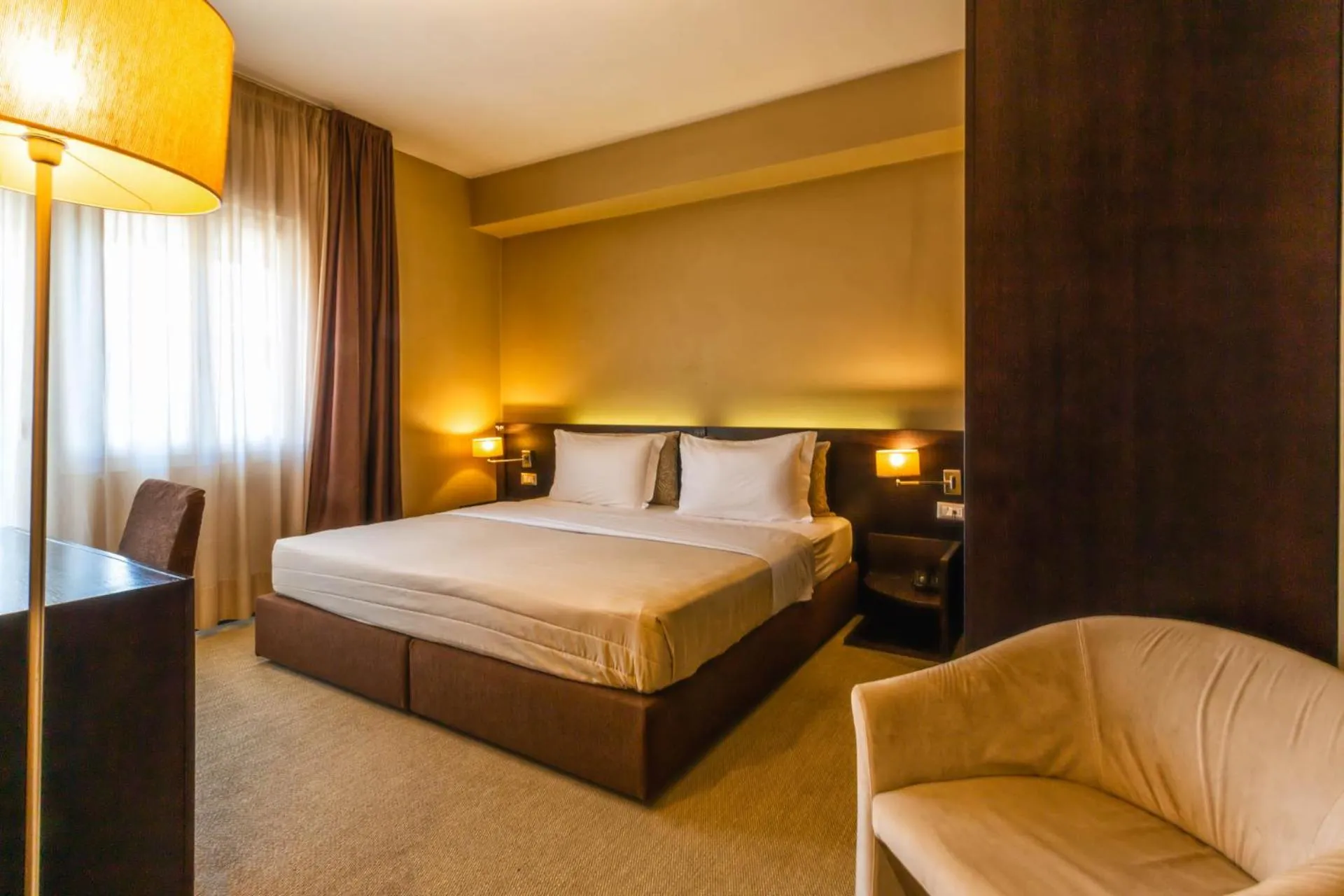 Bed in Hotel Petit Palais