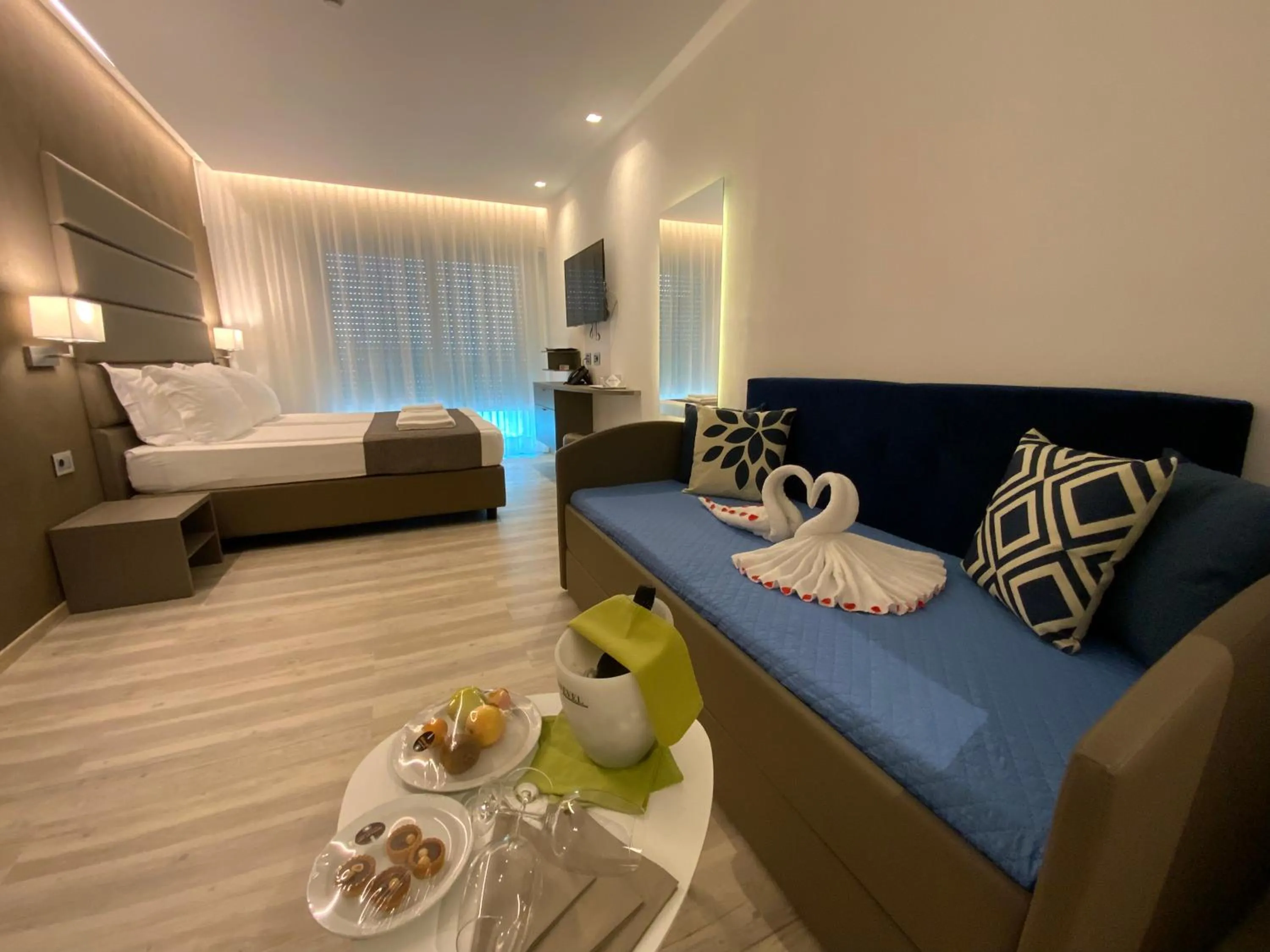 Photo of the whole room, Bed in International Beach Hotel