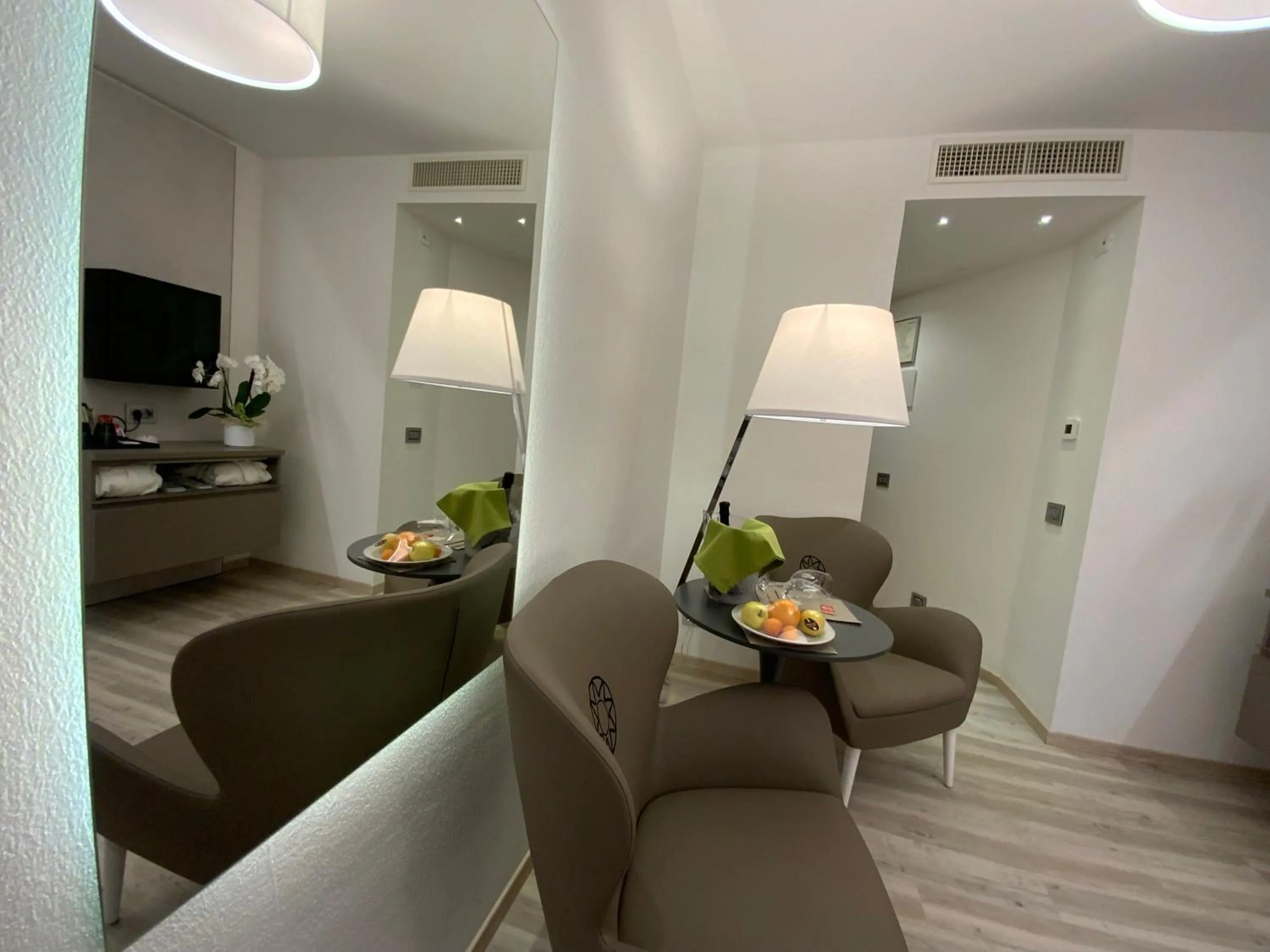 Other in International Beach Hotel