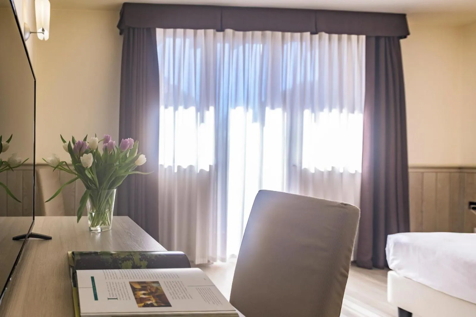 hair dresser, Bed in Hotel Golf Inn