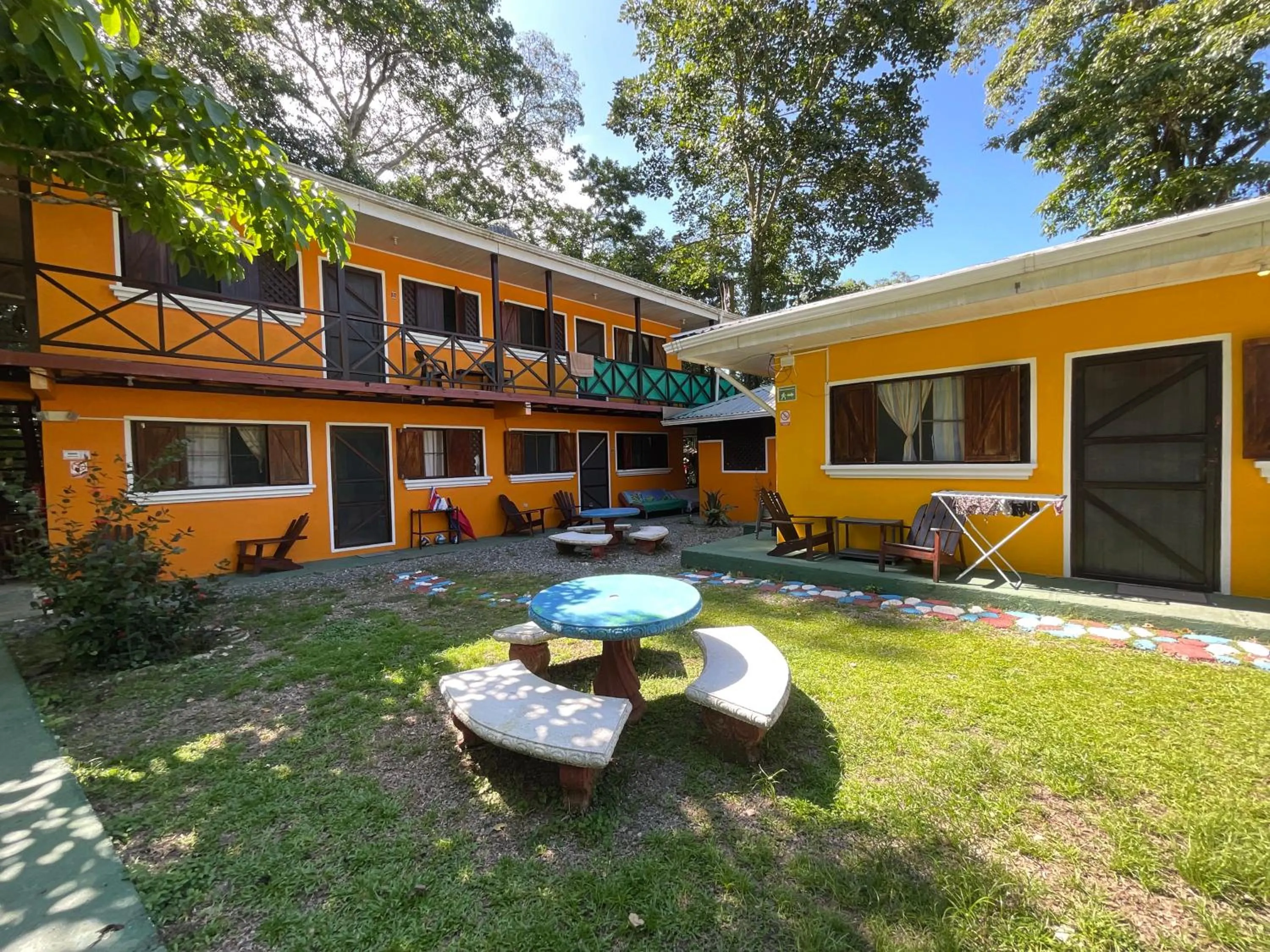 Las Casitas de Playa Ne gra
