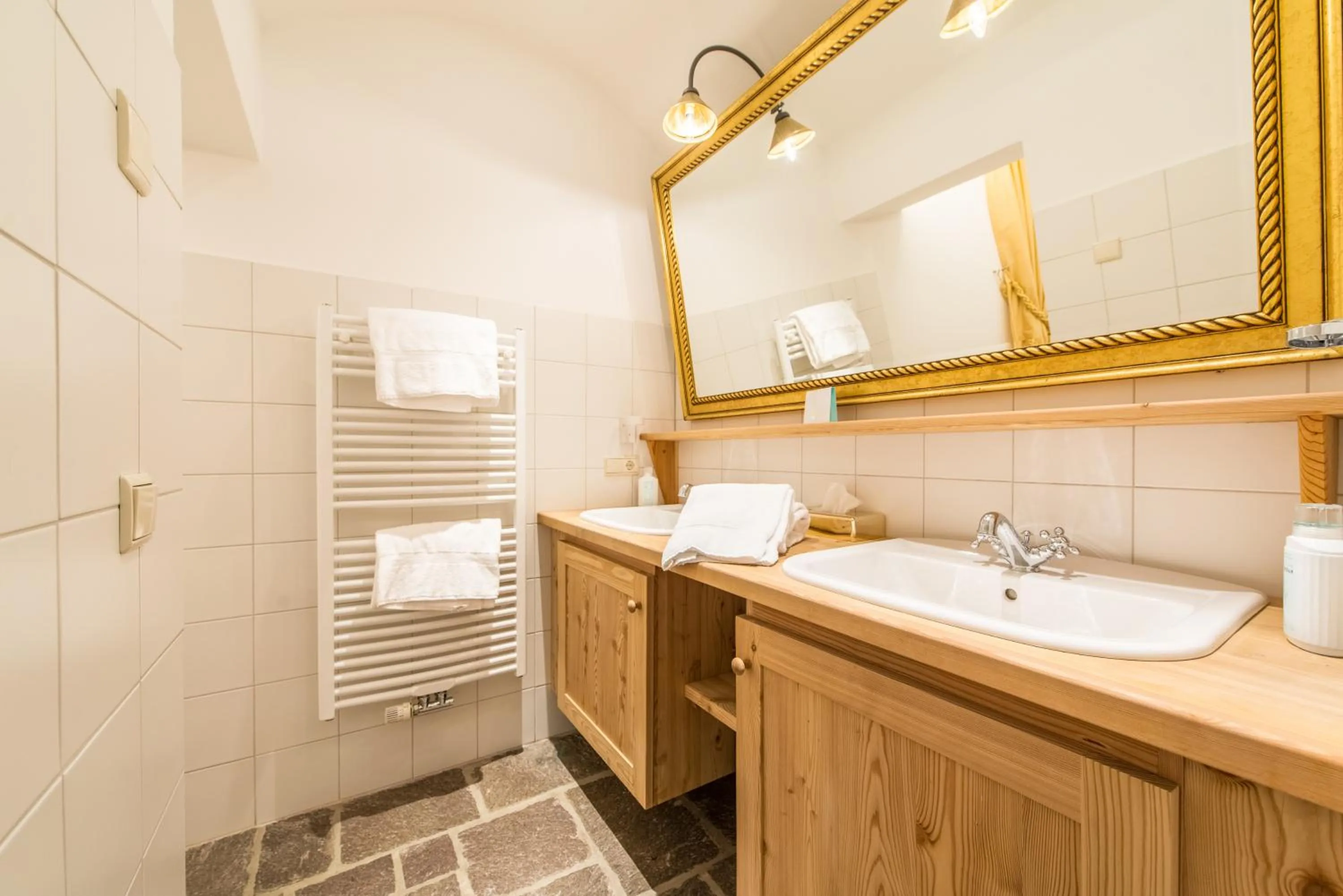 Bathroom in Adler Suite & Stube