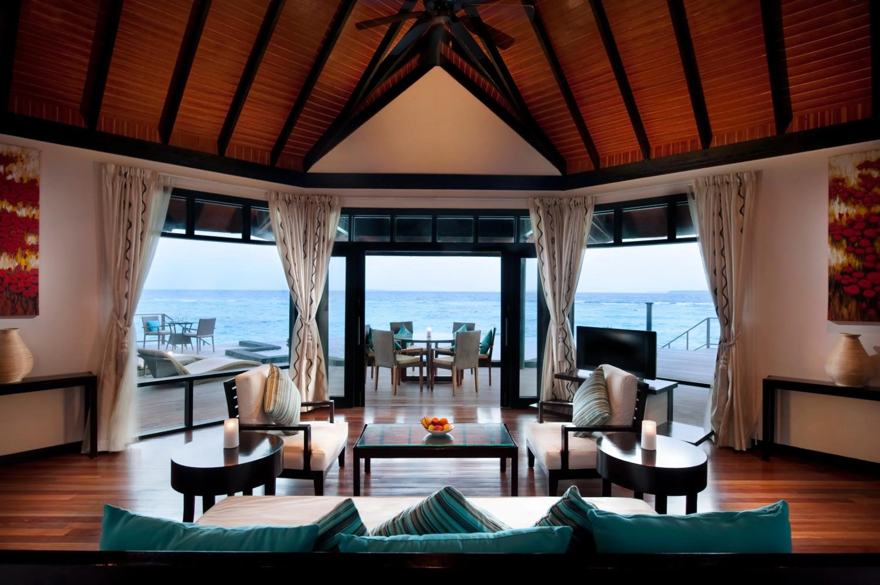Balcony/Terrace in Sun Siyam Iru Fushi with Free Transfer