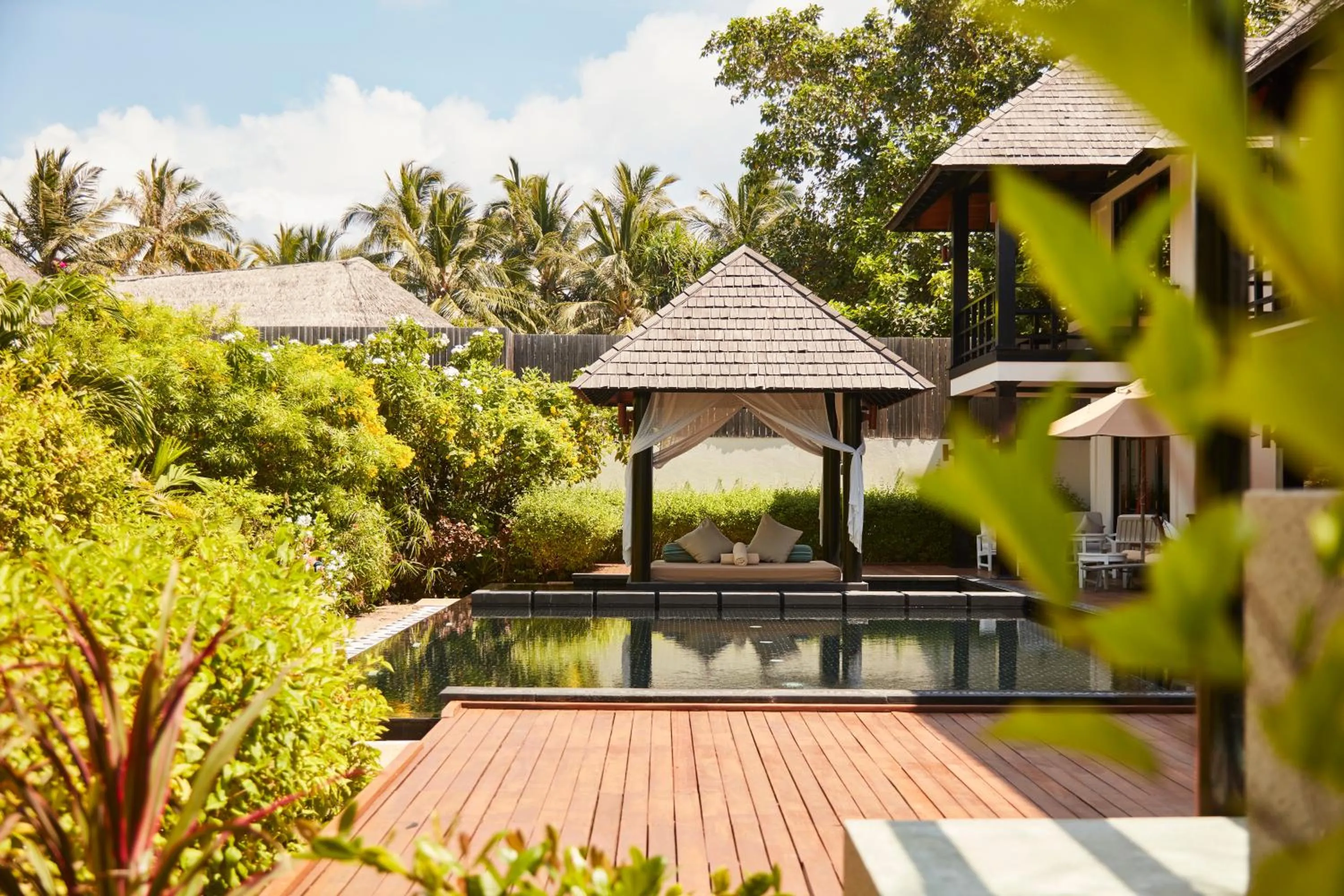 Garden in Sun Siyam Iru Fushi with Free Transfer