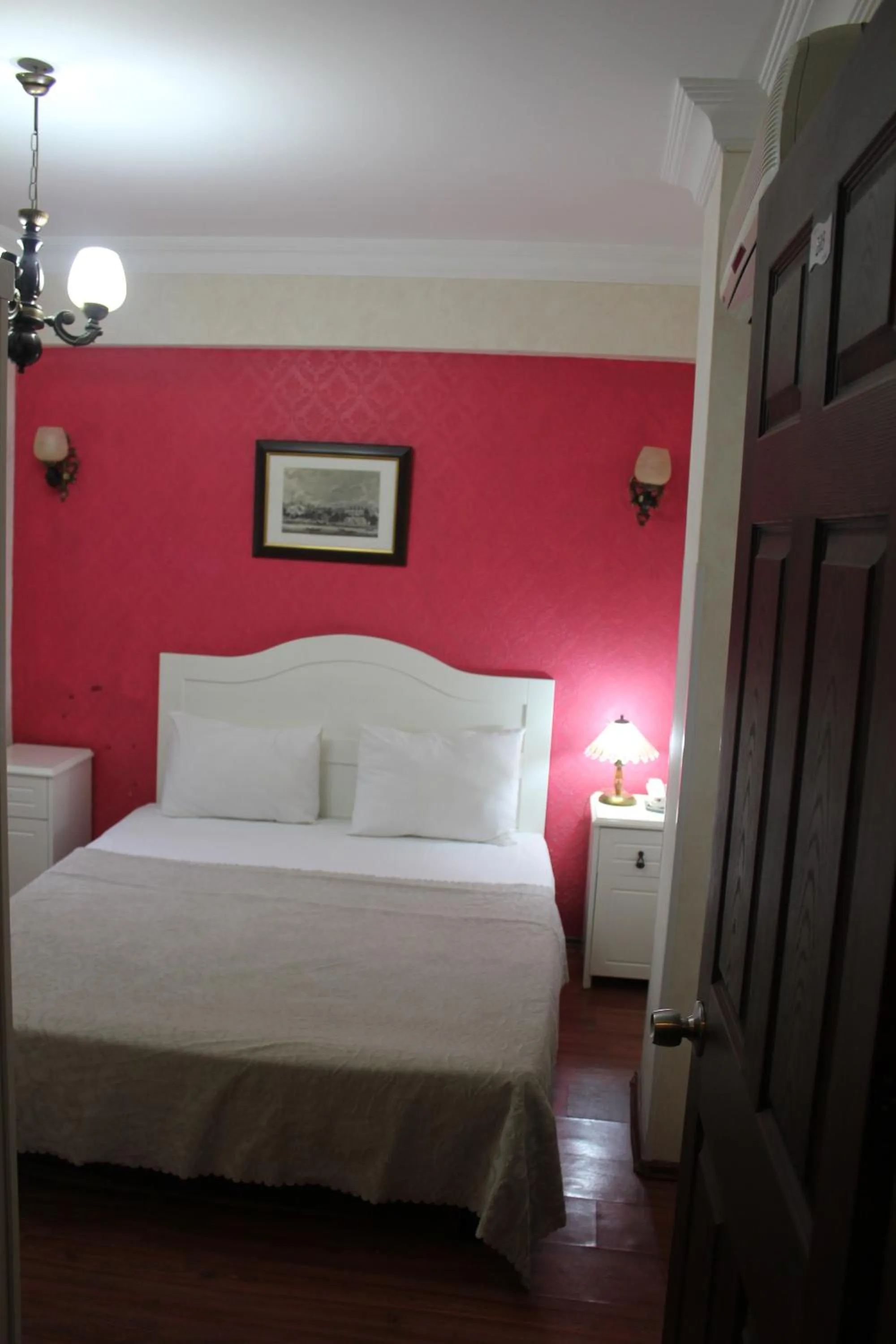 Bedroom in Asmali Hotel