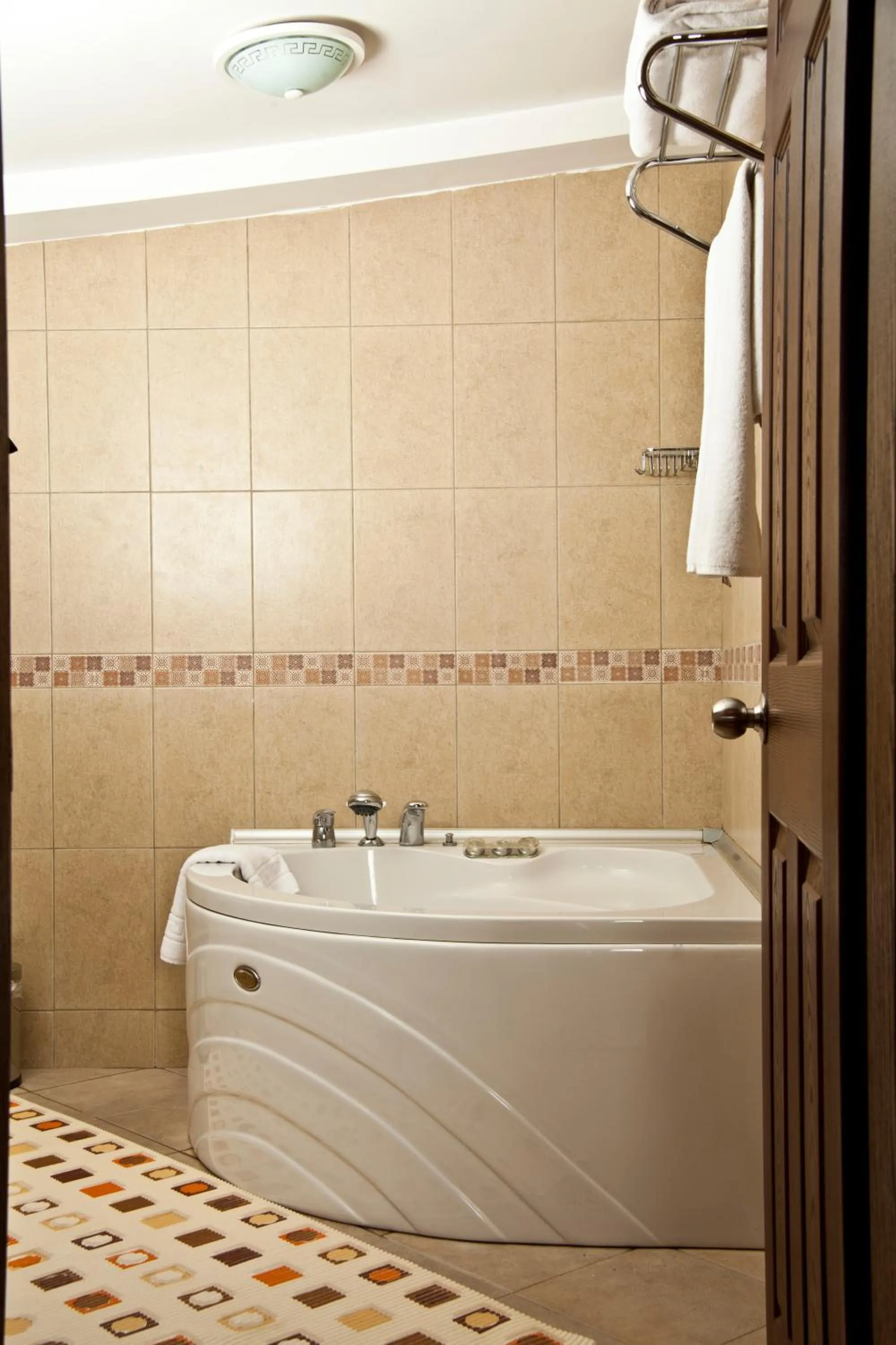 Bathroom in Asmali Hotel