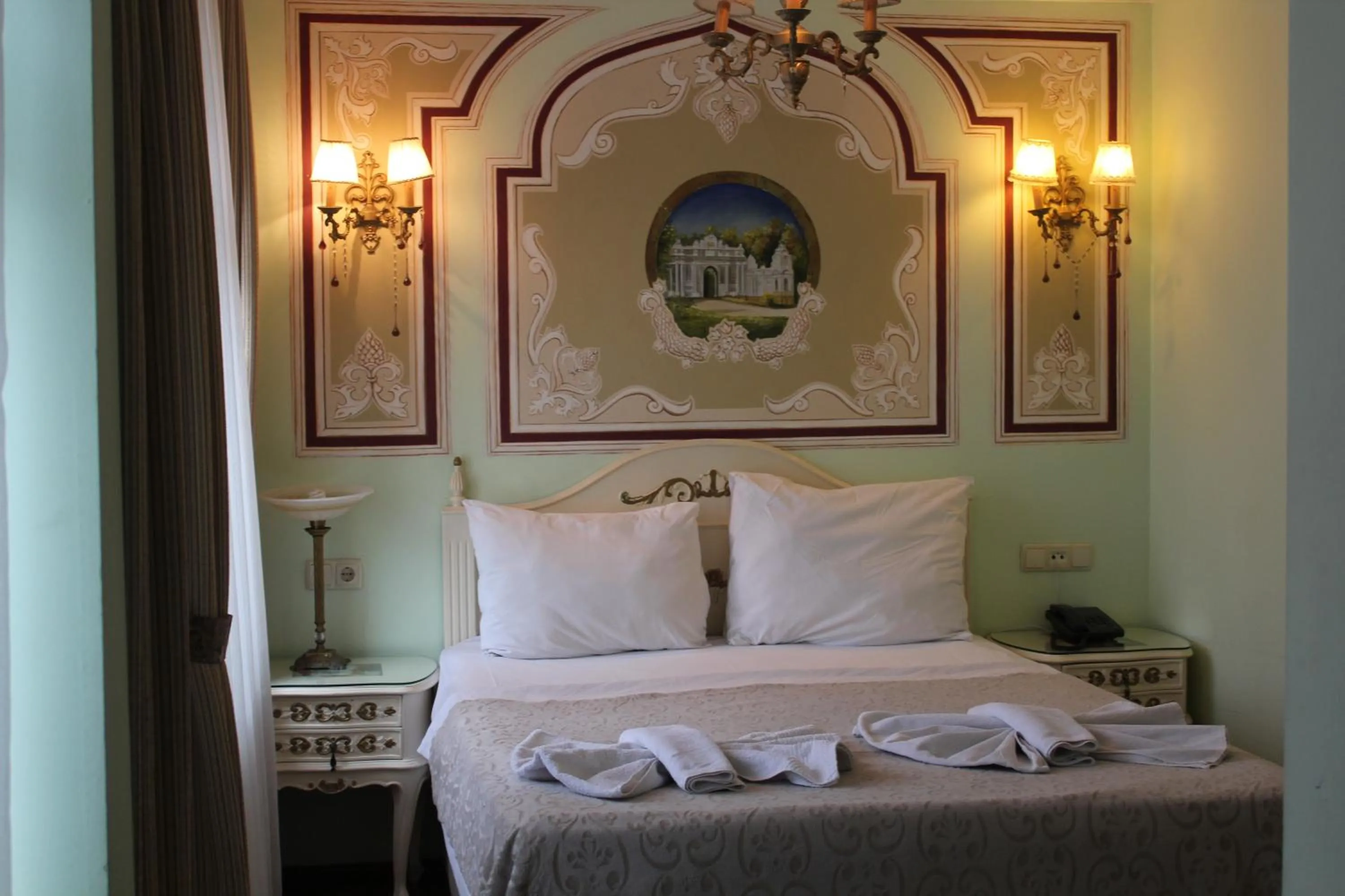 Bedroom in Asmali Hotel